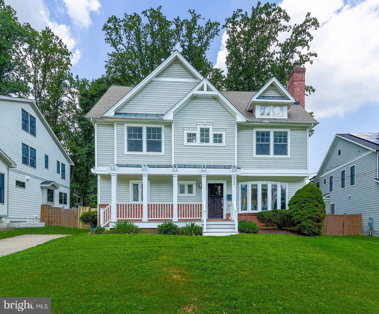 VIENNA WOODS - Residential