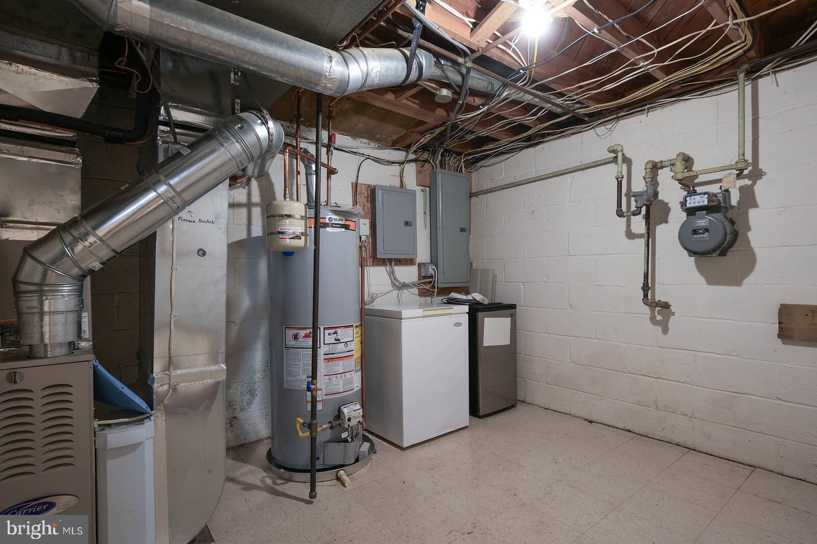 VIENNA WOODS - Residential