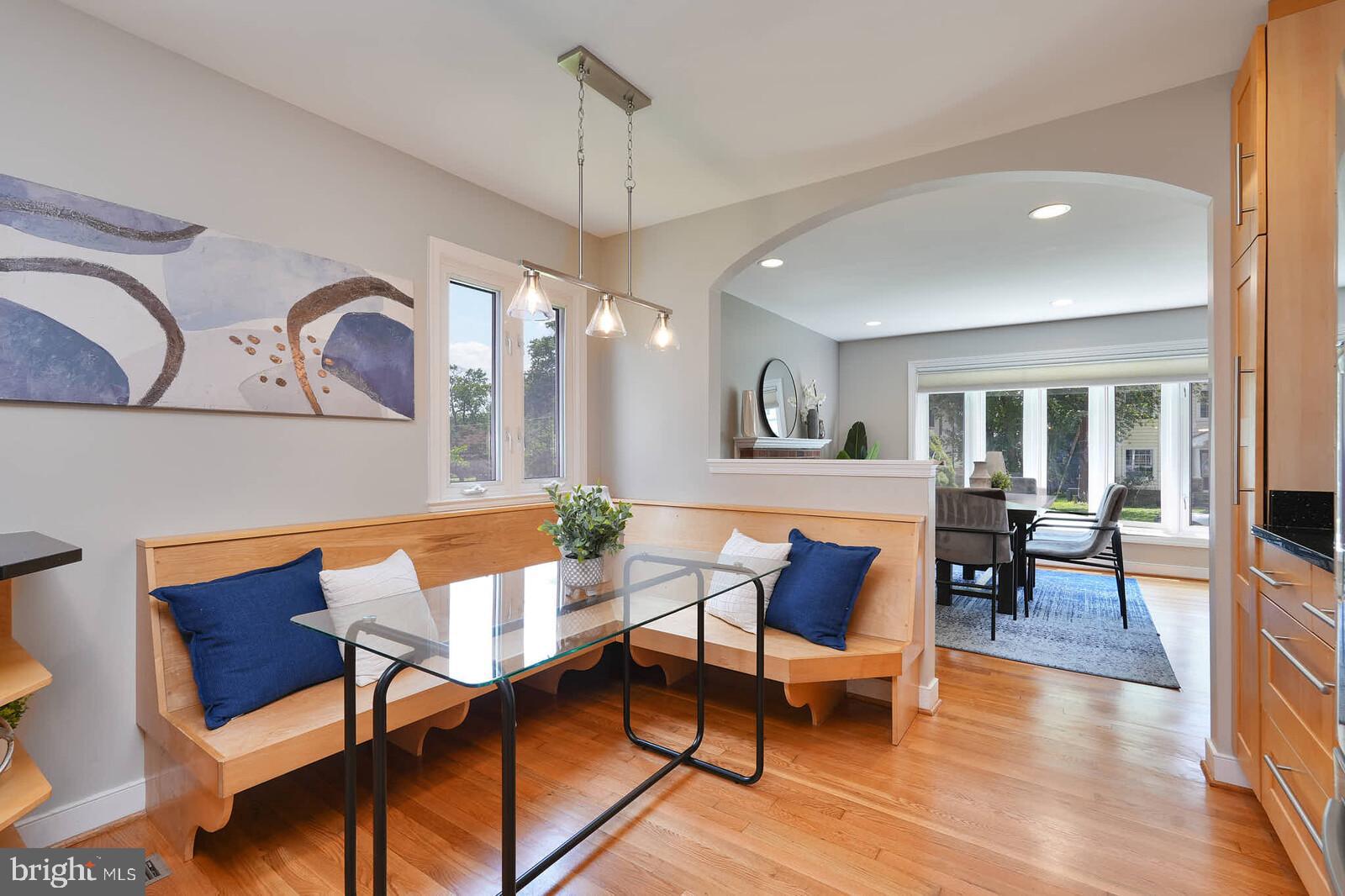 VIENNA WOODS - Residential