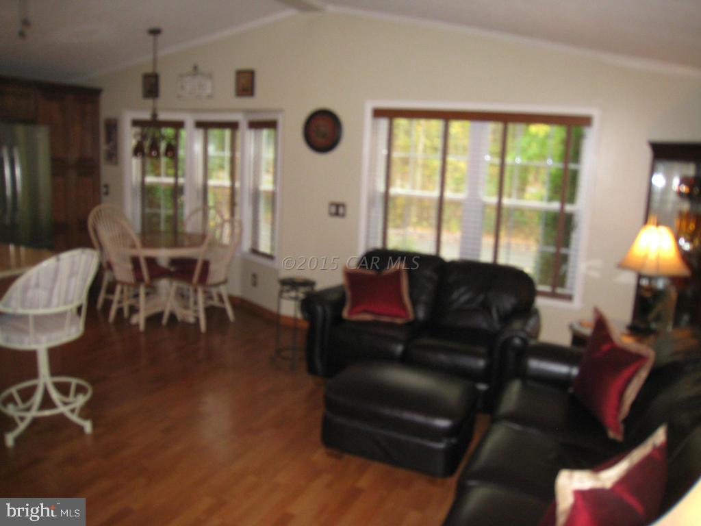 WHITE HORSE PARK II - Residential