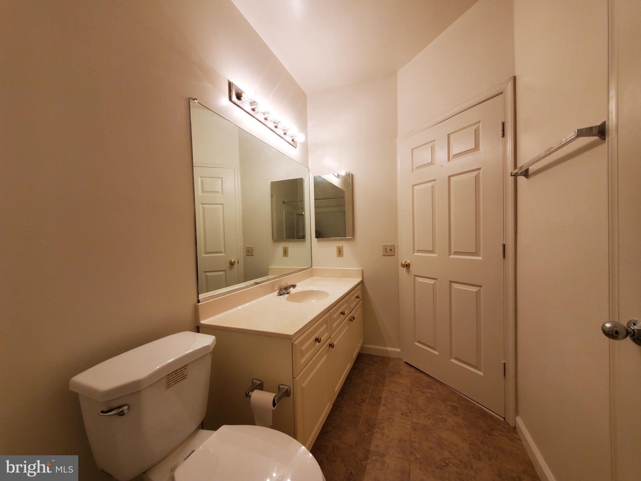 WORLDGATE CONDO - Residential Lease