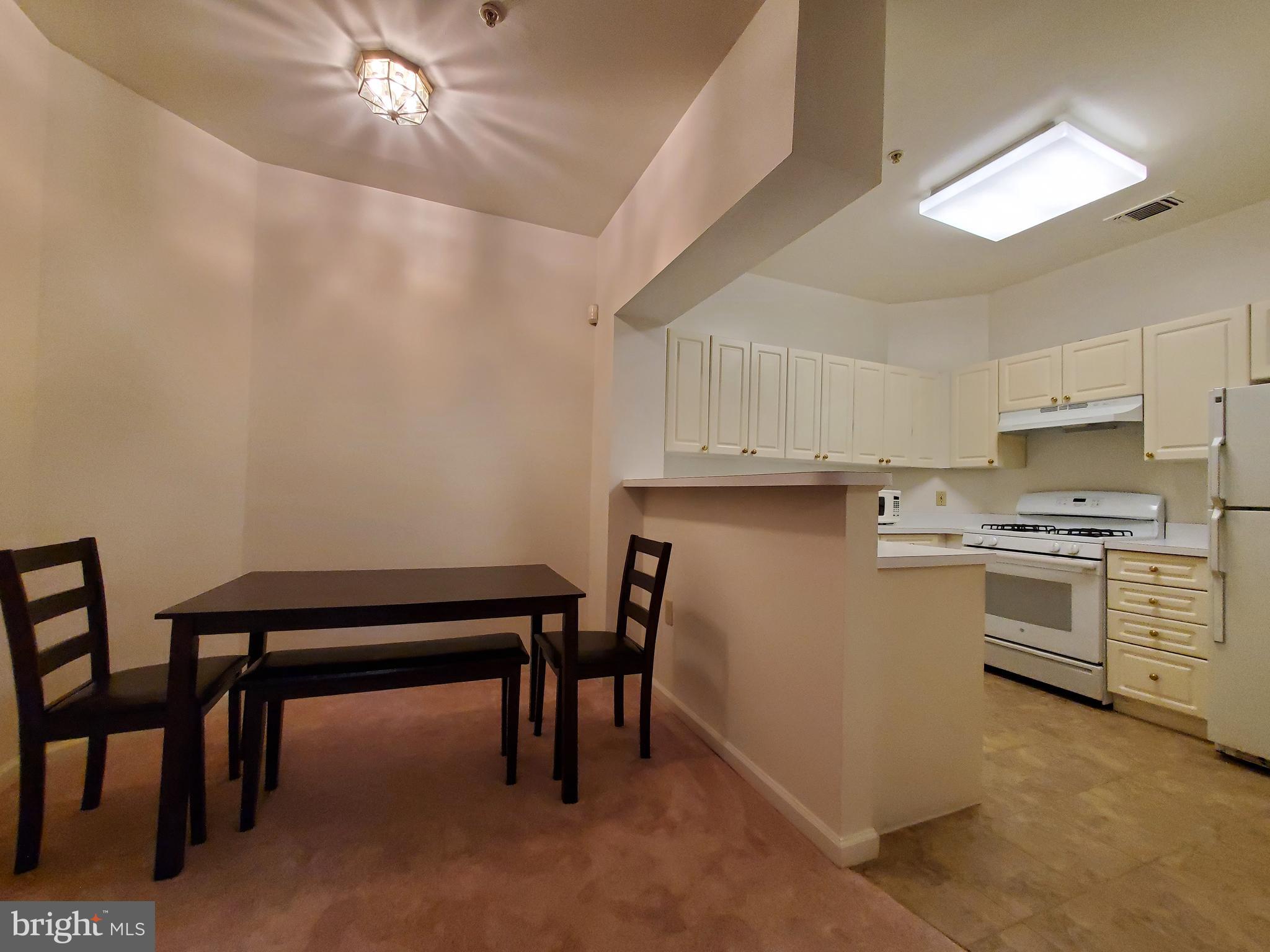 WORLDGATE CONDO - Residential Lease