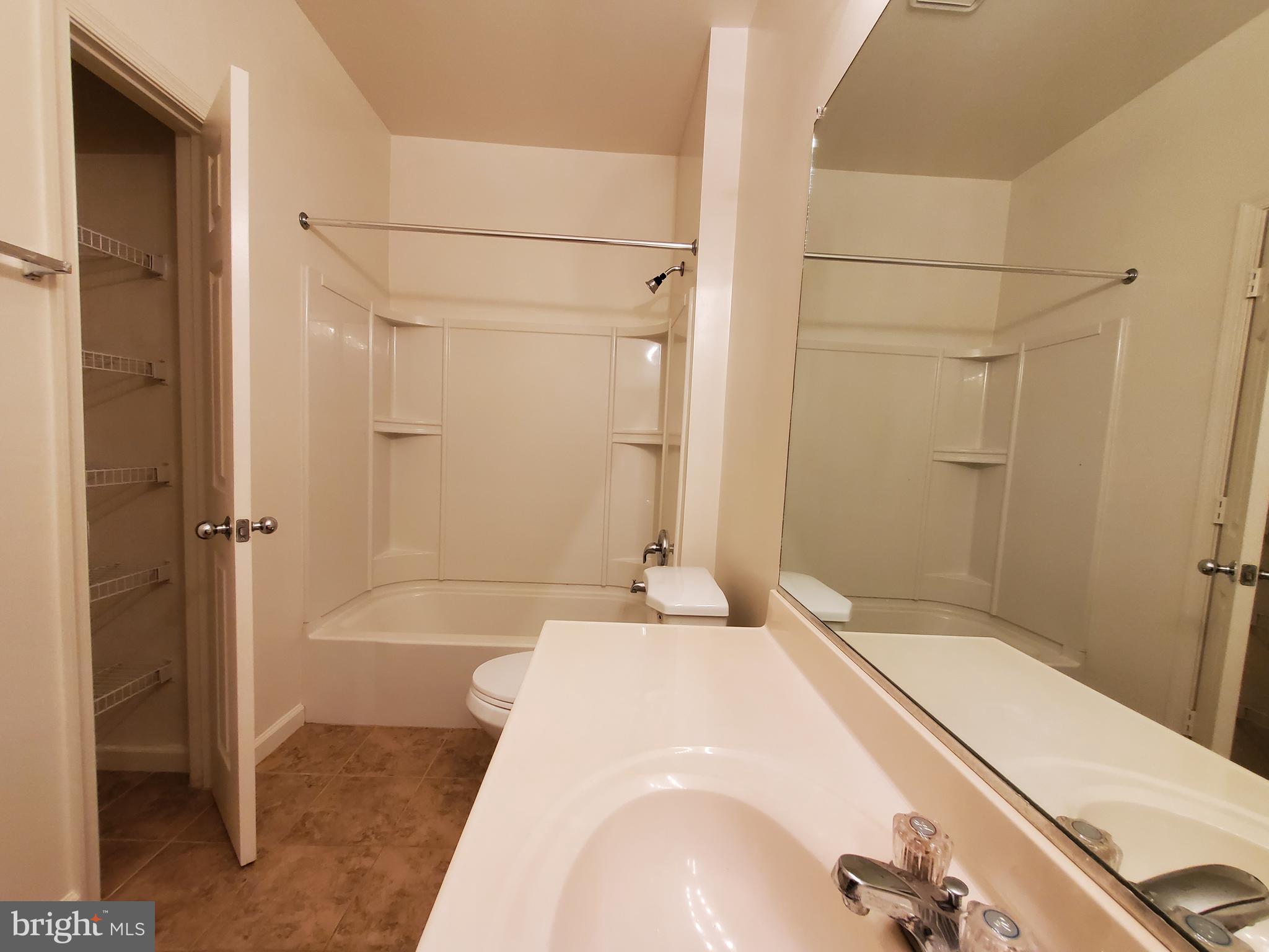 WORLDGATE CONDO - Residential Lease