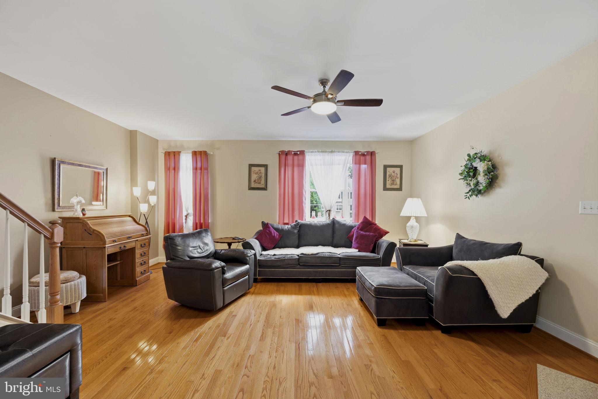 53 HOAG LANE