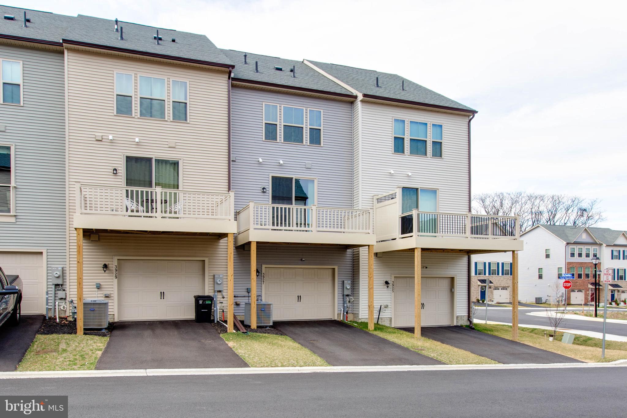 PARKSIDE - Residential