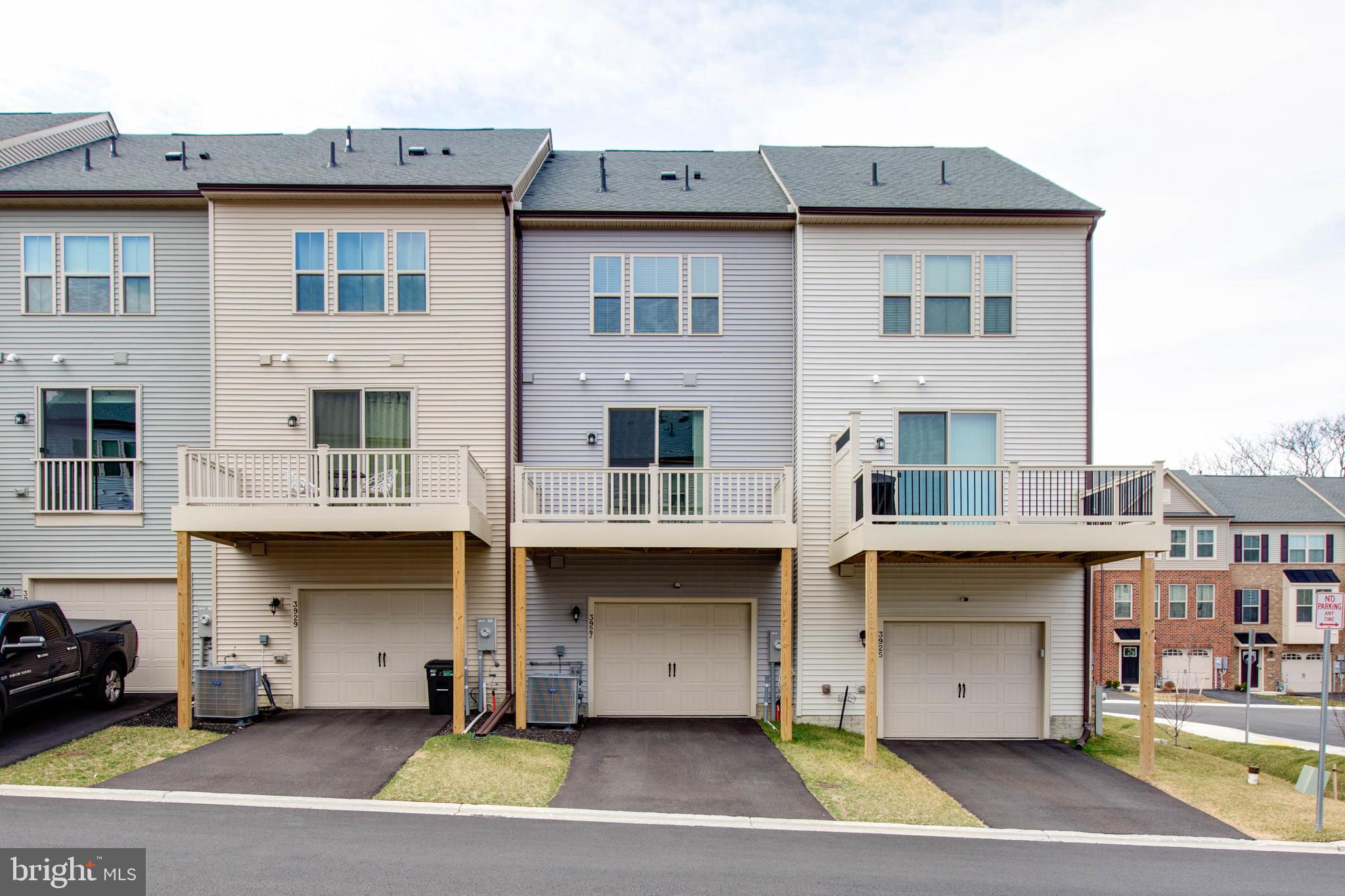 PARKSIDE - Residential