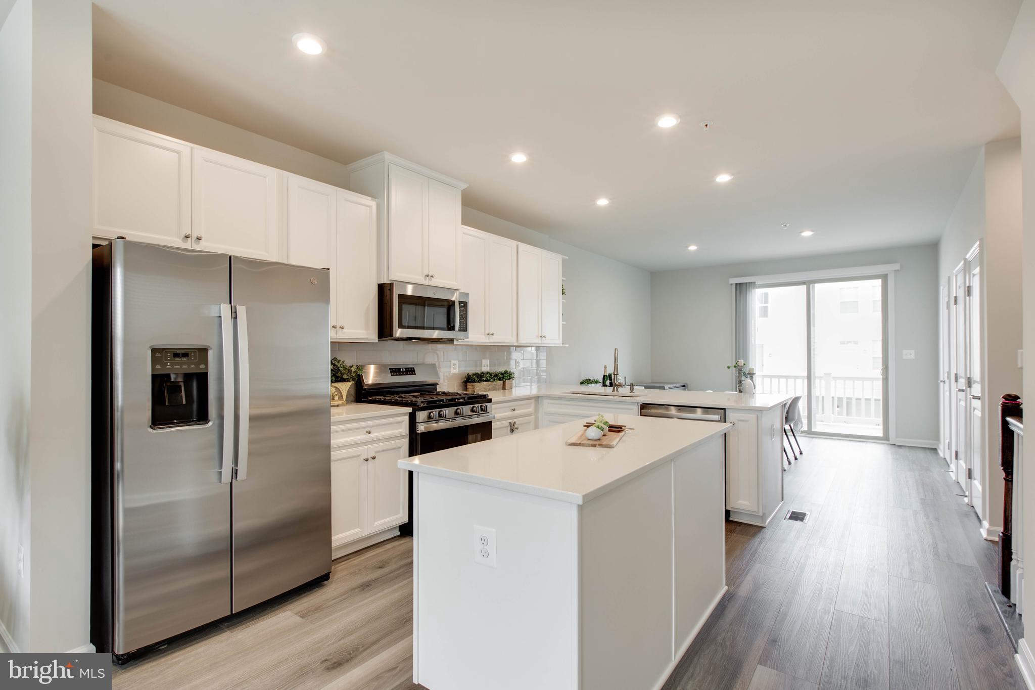 PARKSIDE - Residential