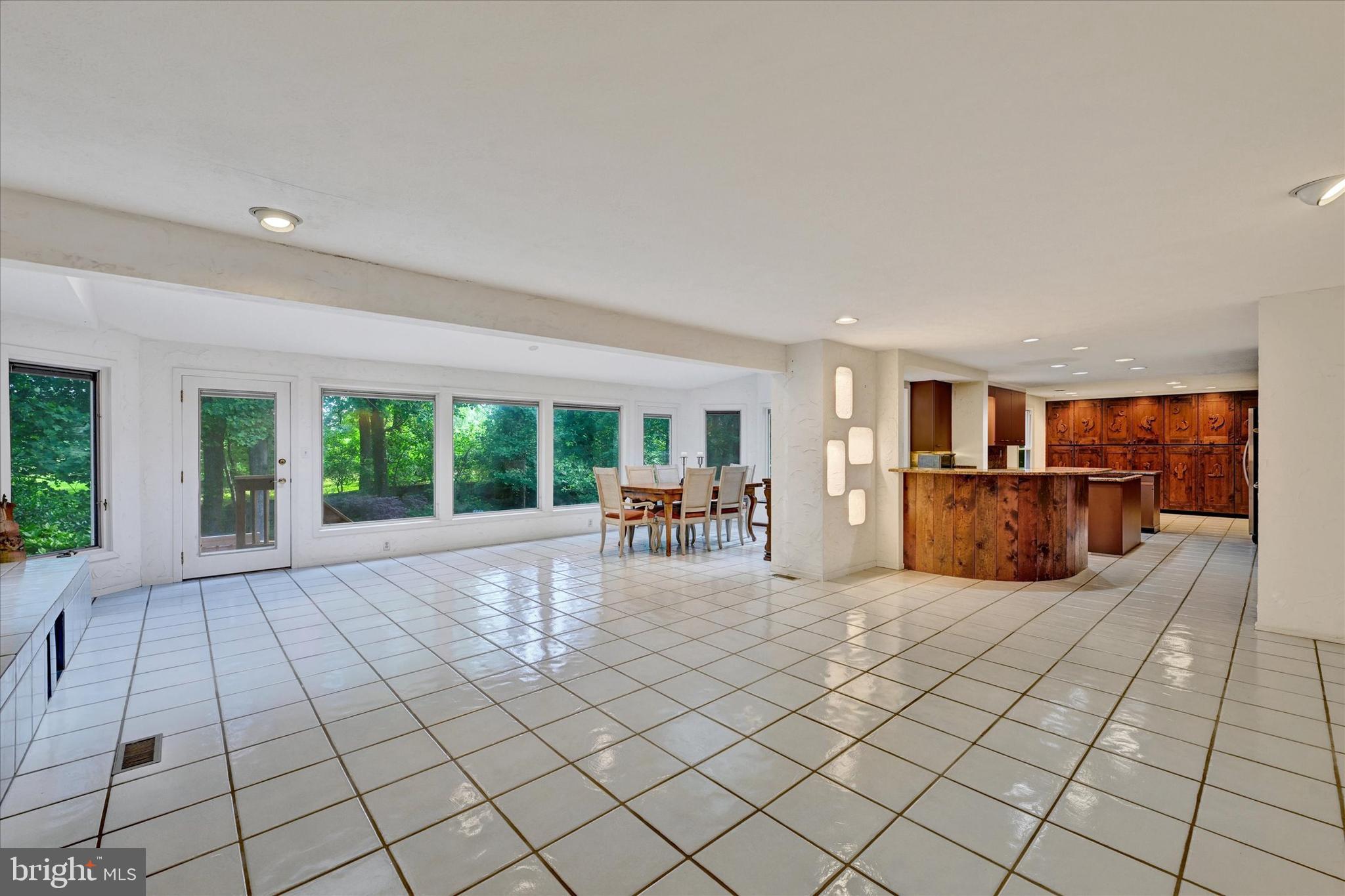 WOODHOLME VILLAGE - Residential