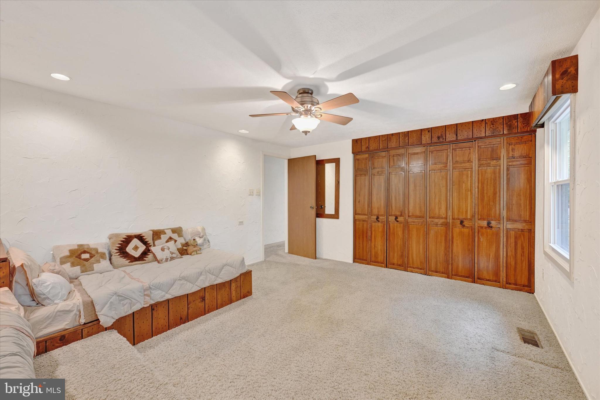 WOODHOLME VILLAGE - Residential