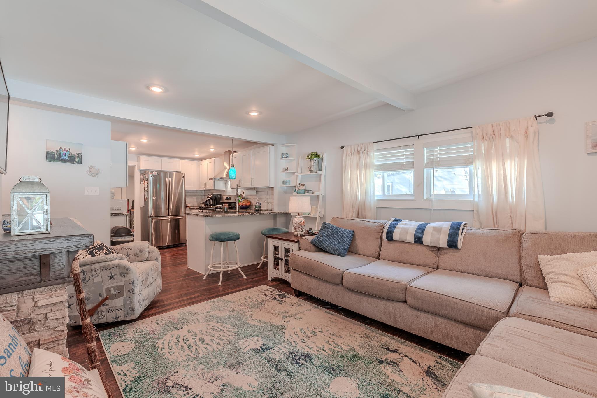 226 E NEW YORK AVENUE