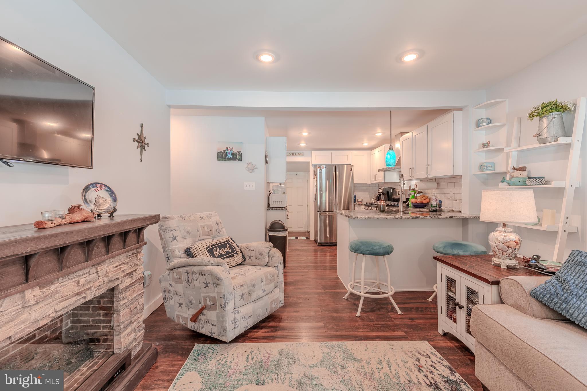 226 E NEW YORK AVENUE