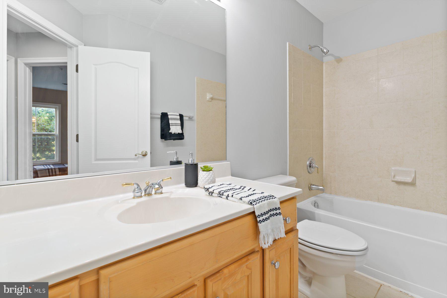 GOVERNORS GRANT - Residential