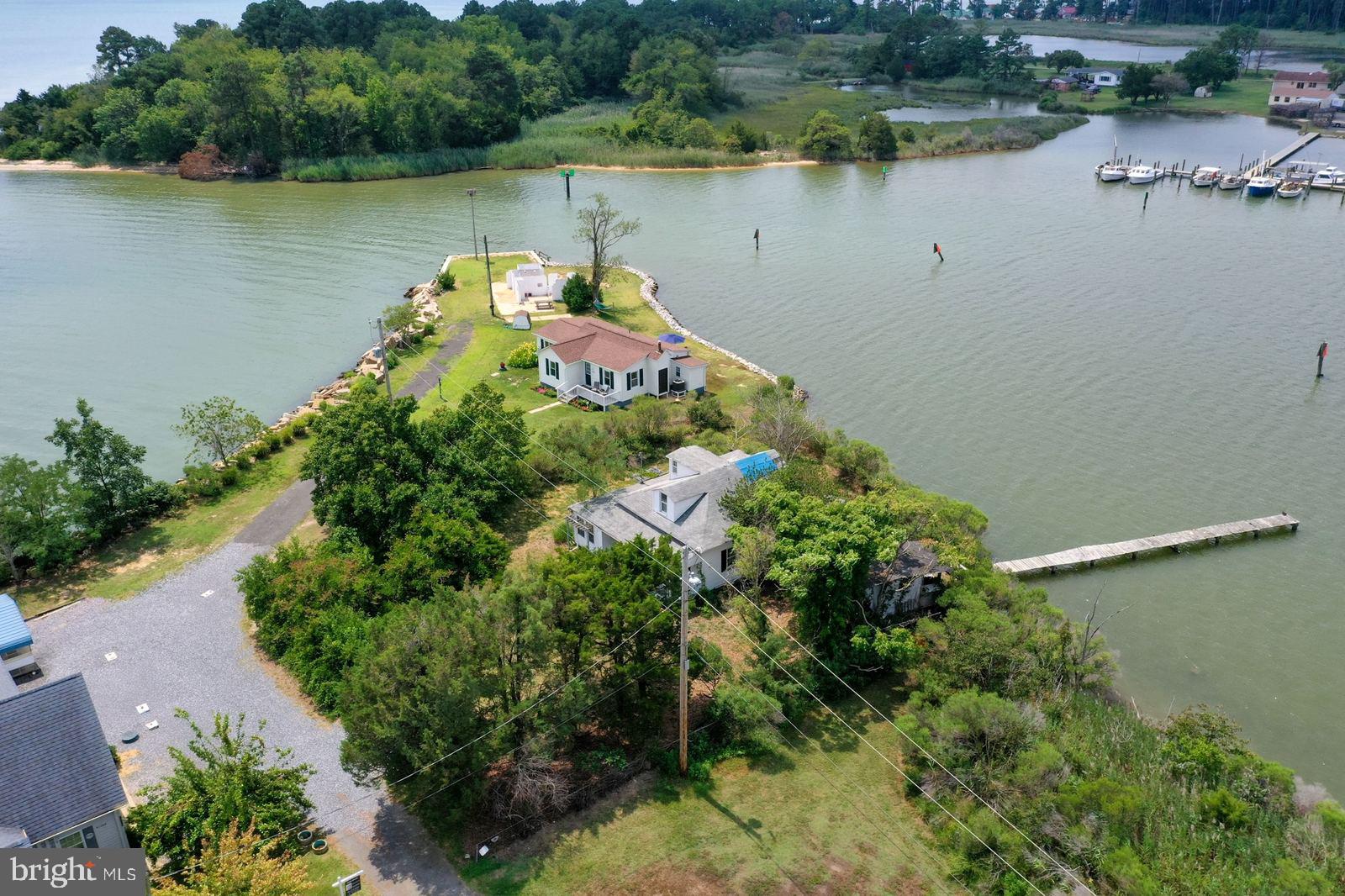 16102 PINEY POINT