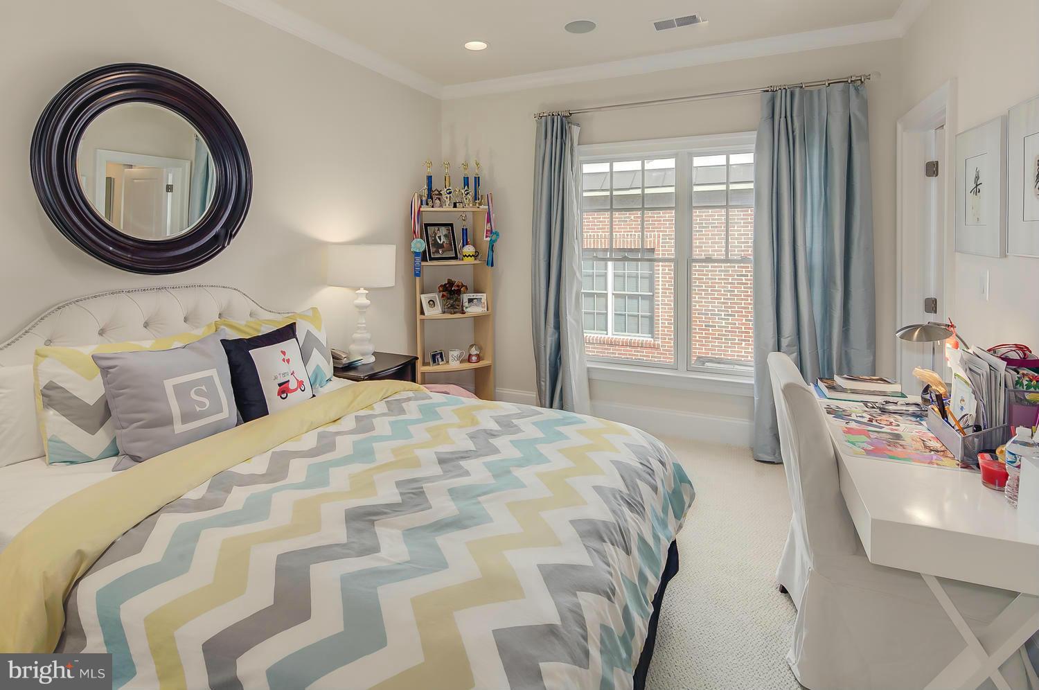 STOCKWELL MANOR - Residential