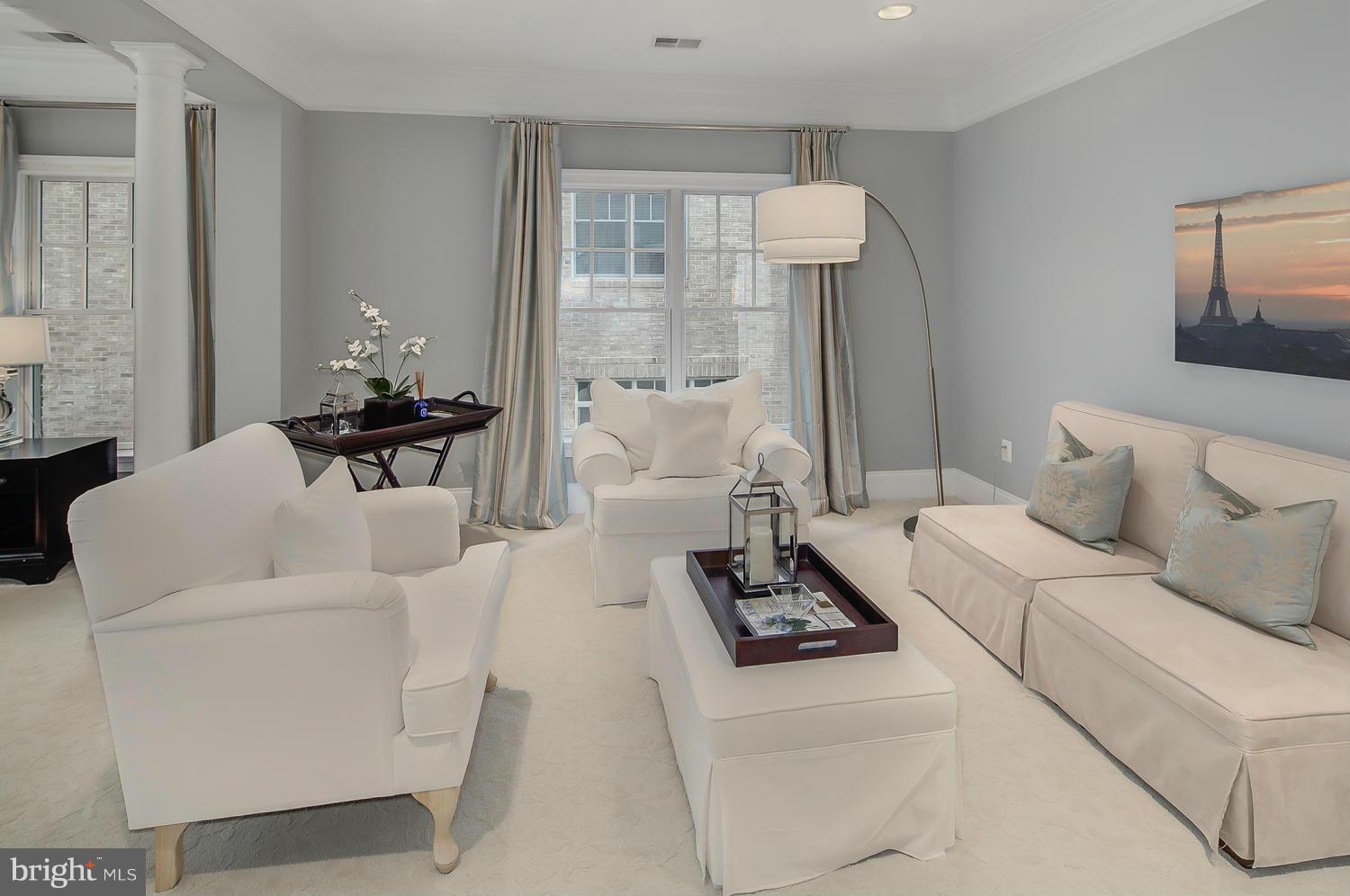 STOCKWELL MANOR - Residential