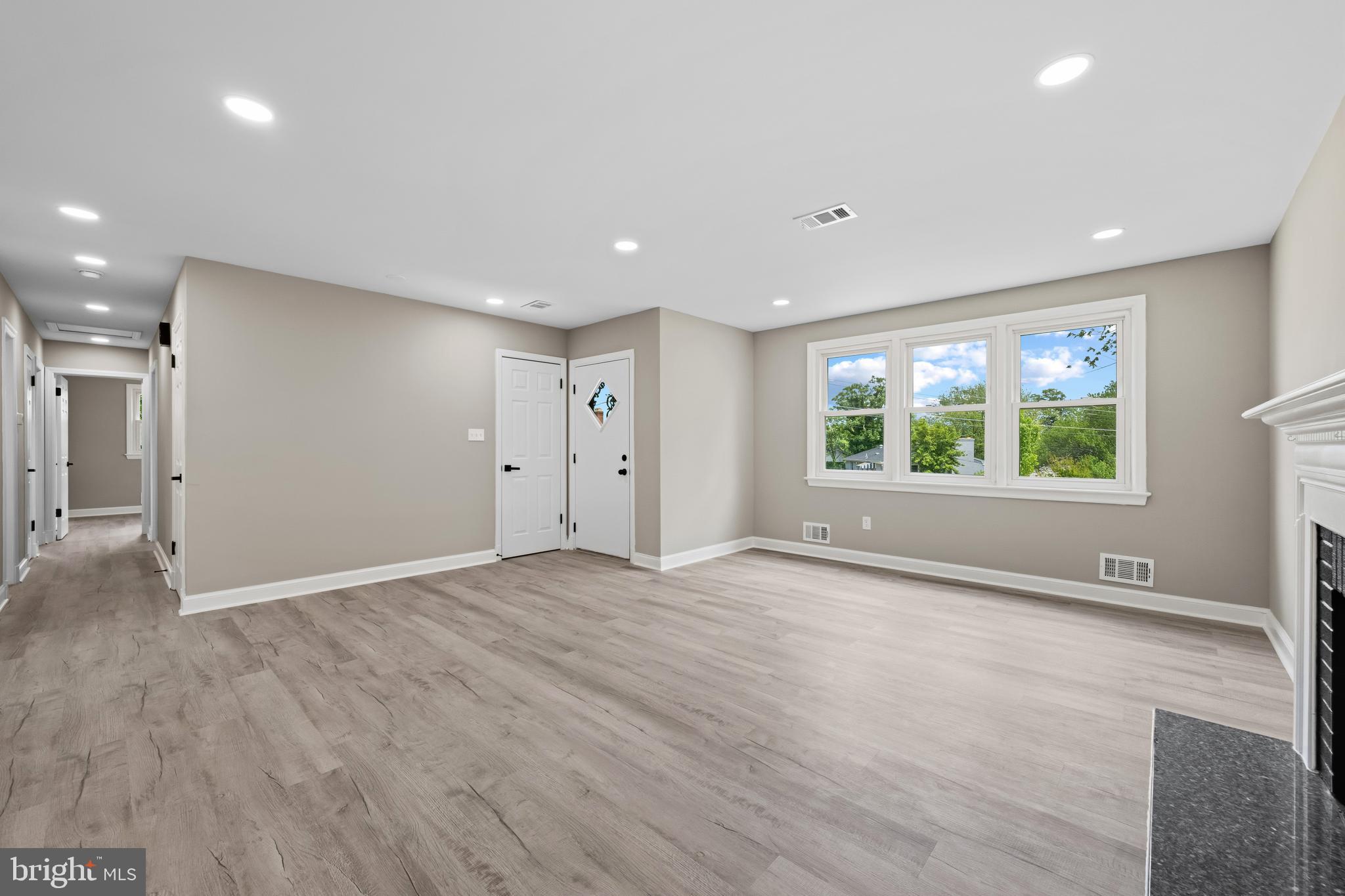 HILLCREST HEIGHTS - Residential