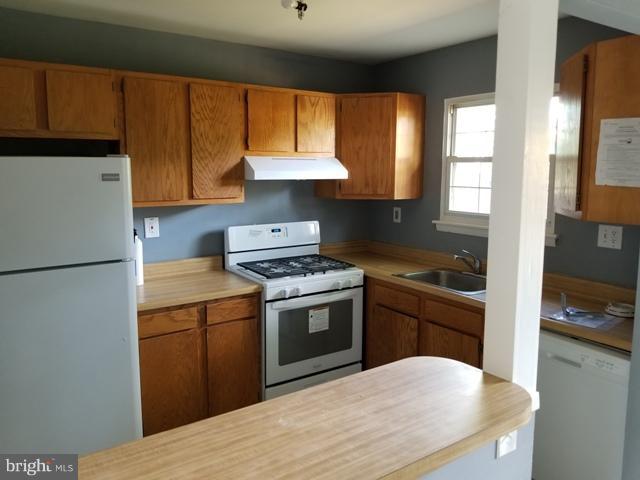 KINGS COURT - Residential