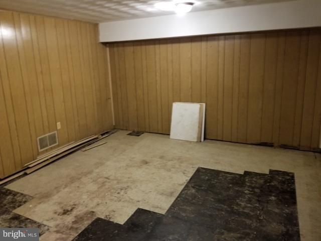 KINGS COURT - Residential