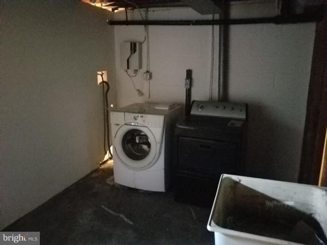 KINGS COURT - Residential