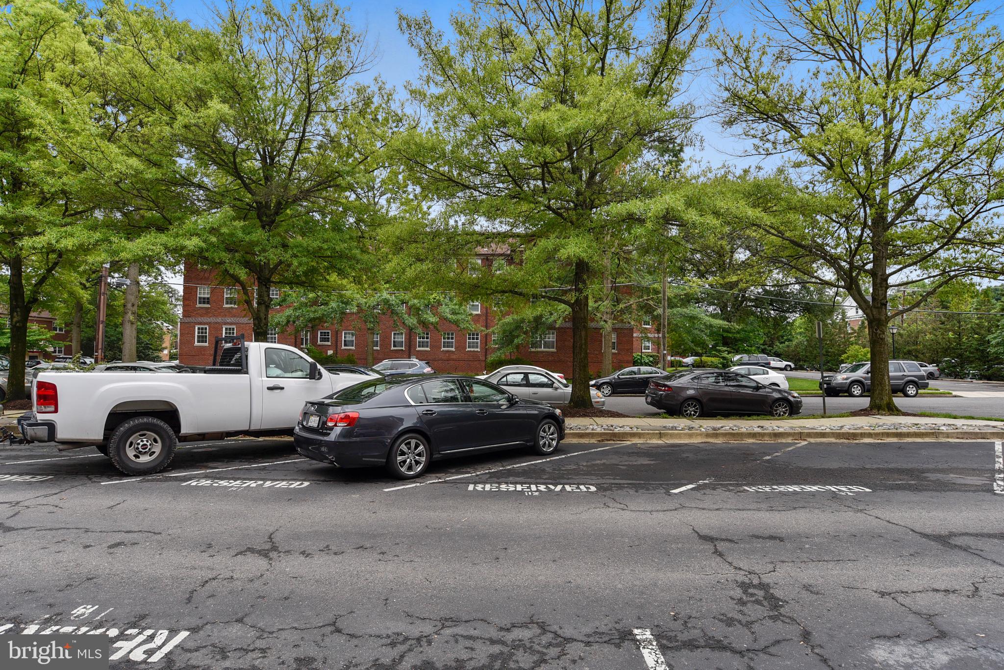 DUNDREE HILL - Residential Lease