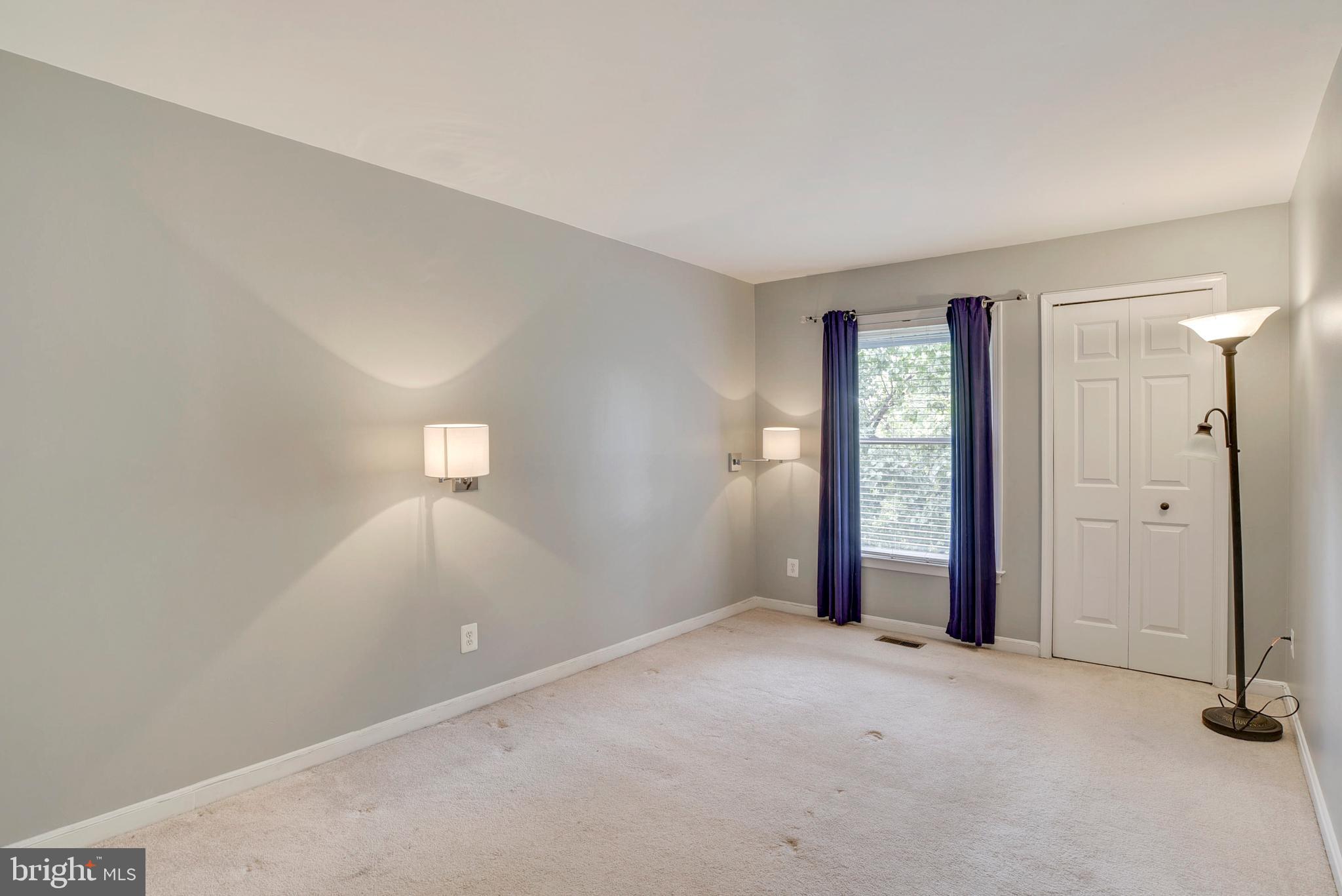 DUNDREE HILL - Residential Lease