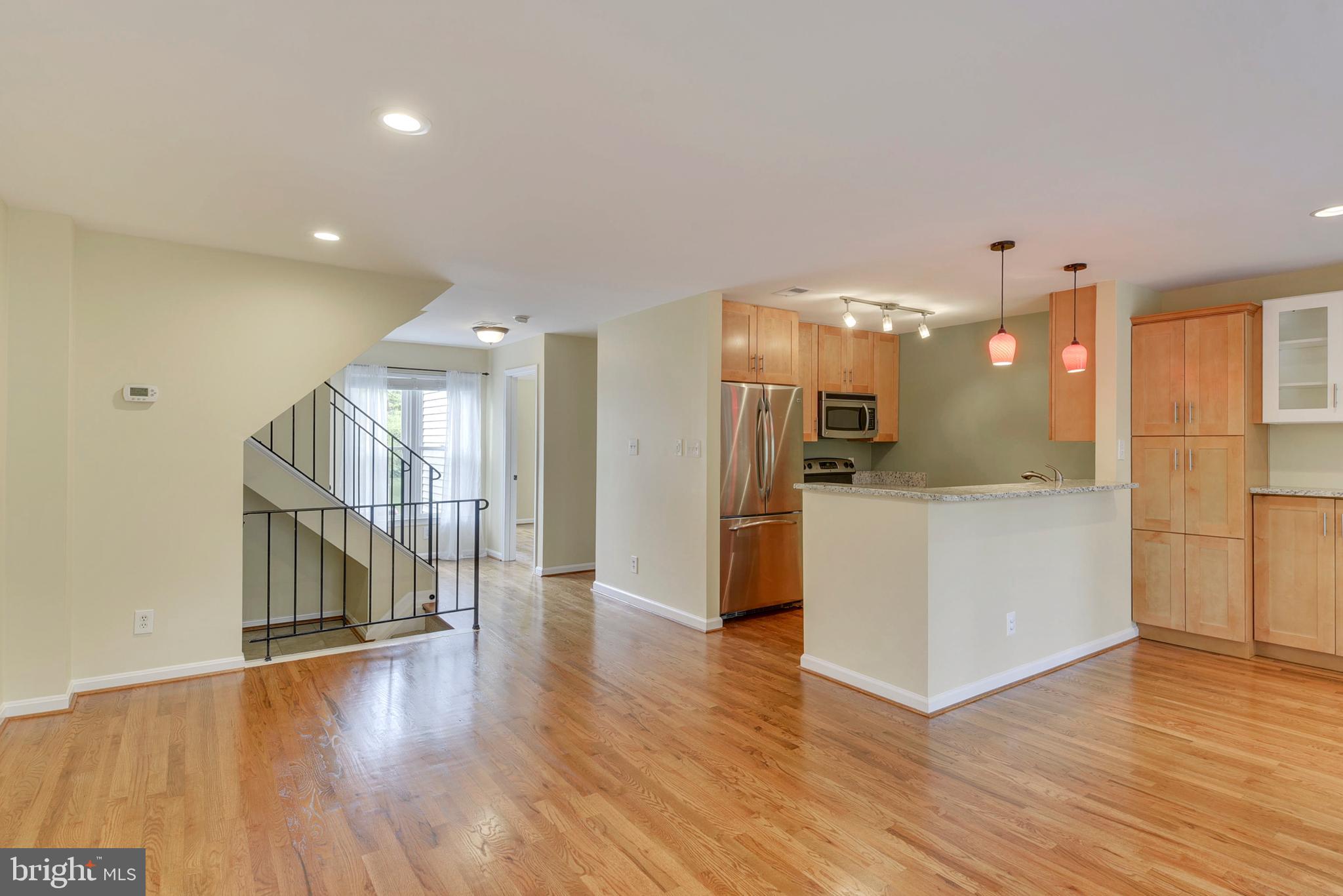 DUNDREE HILL - Residential Lease