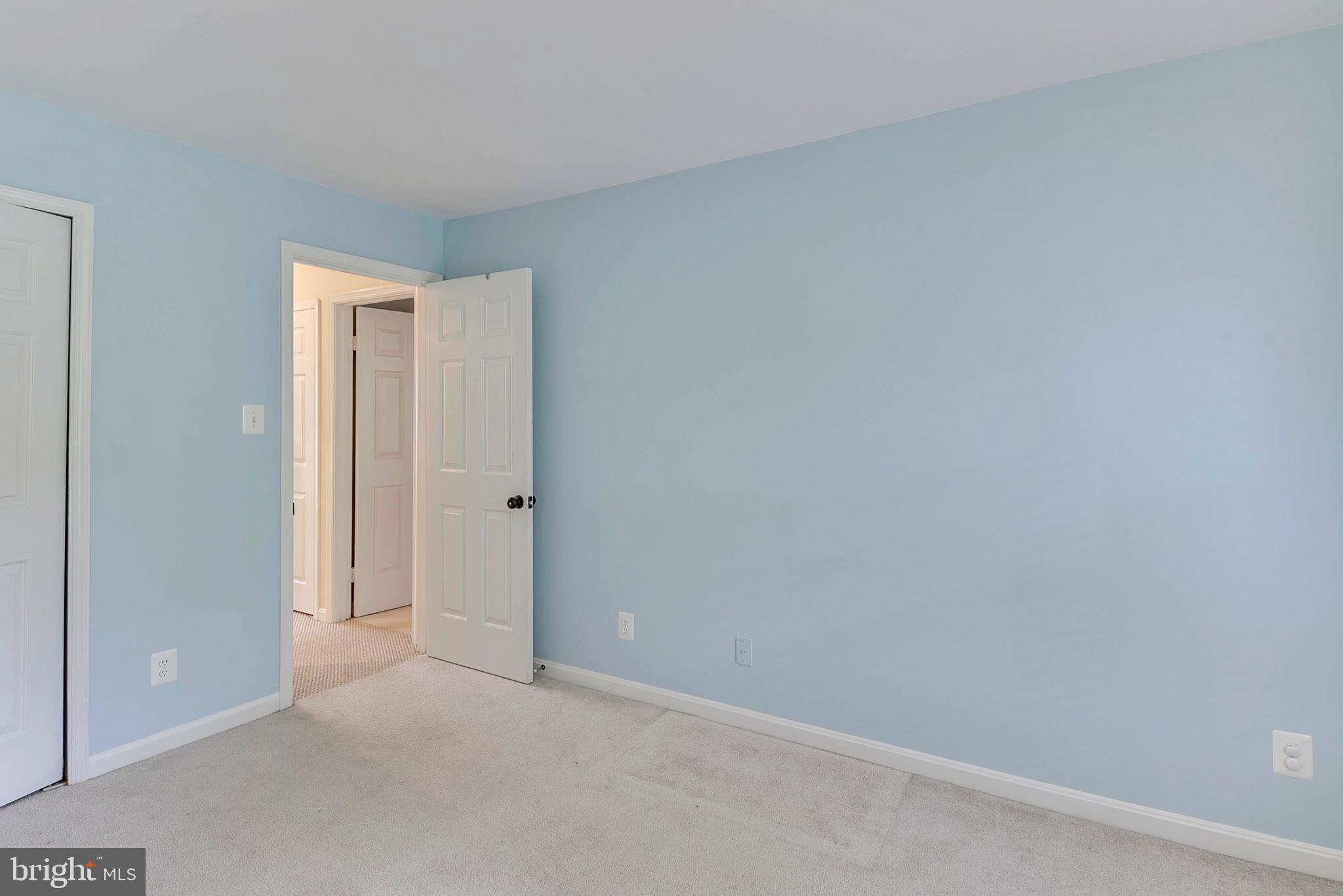 DUNDREE HILL - Residential Lease