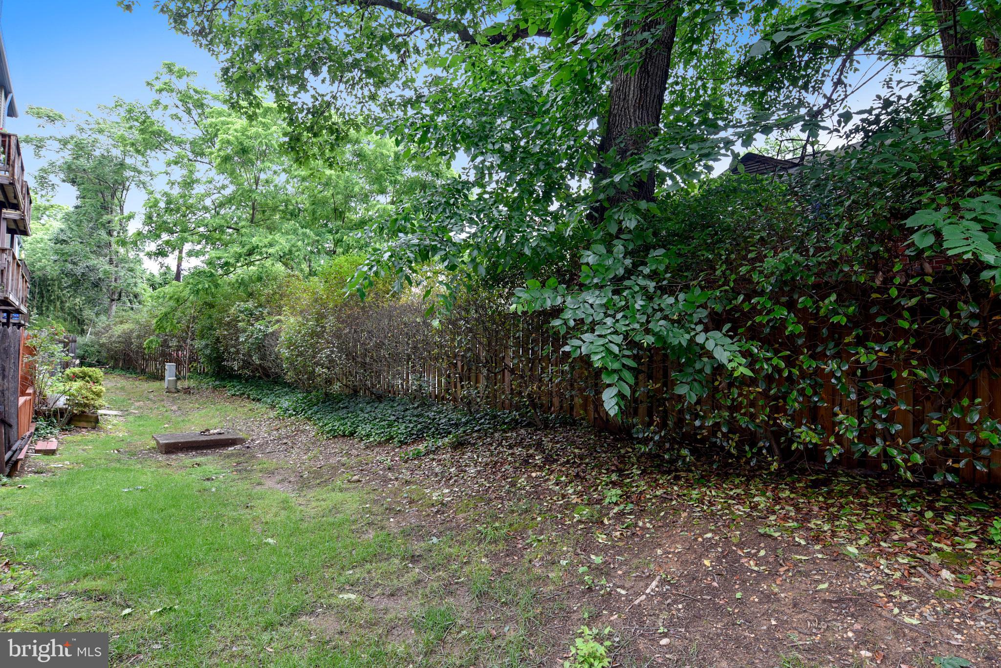 DUNDREE HILL - Residential Lease