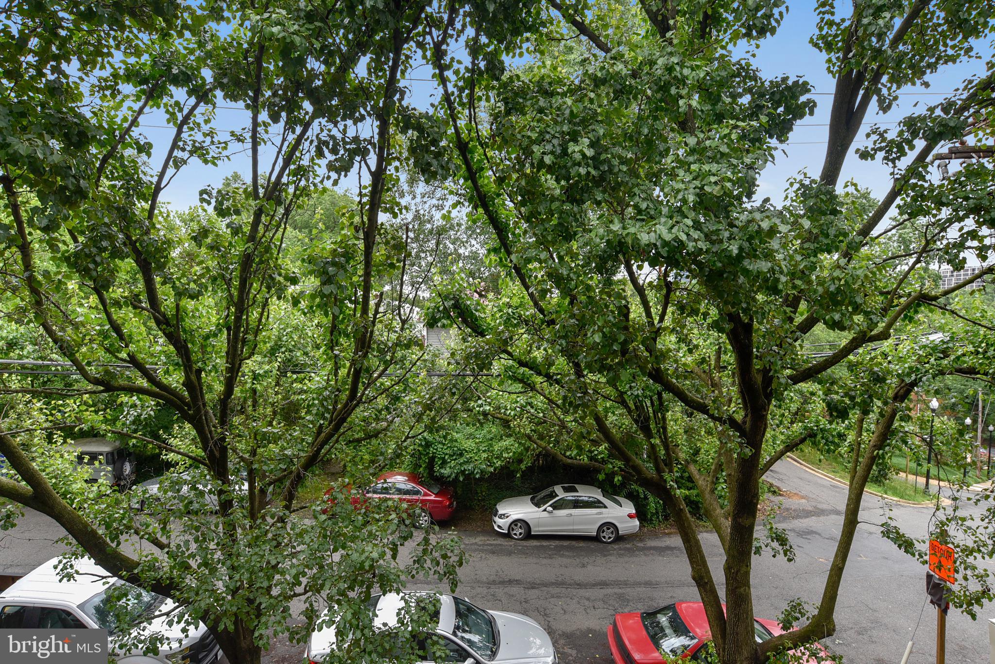 DUNDREE HILL - Residential Lease