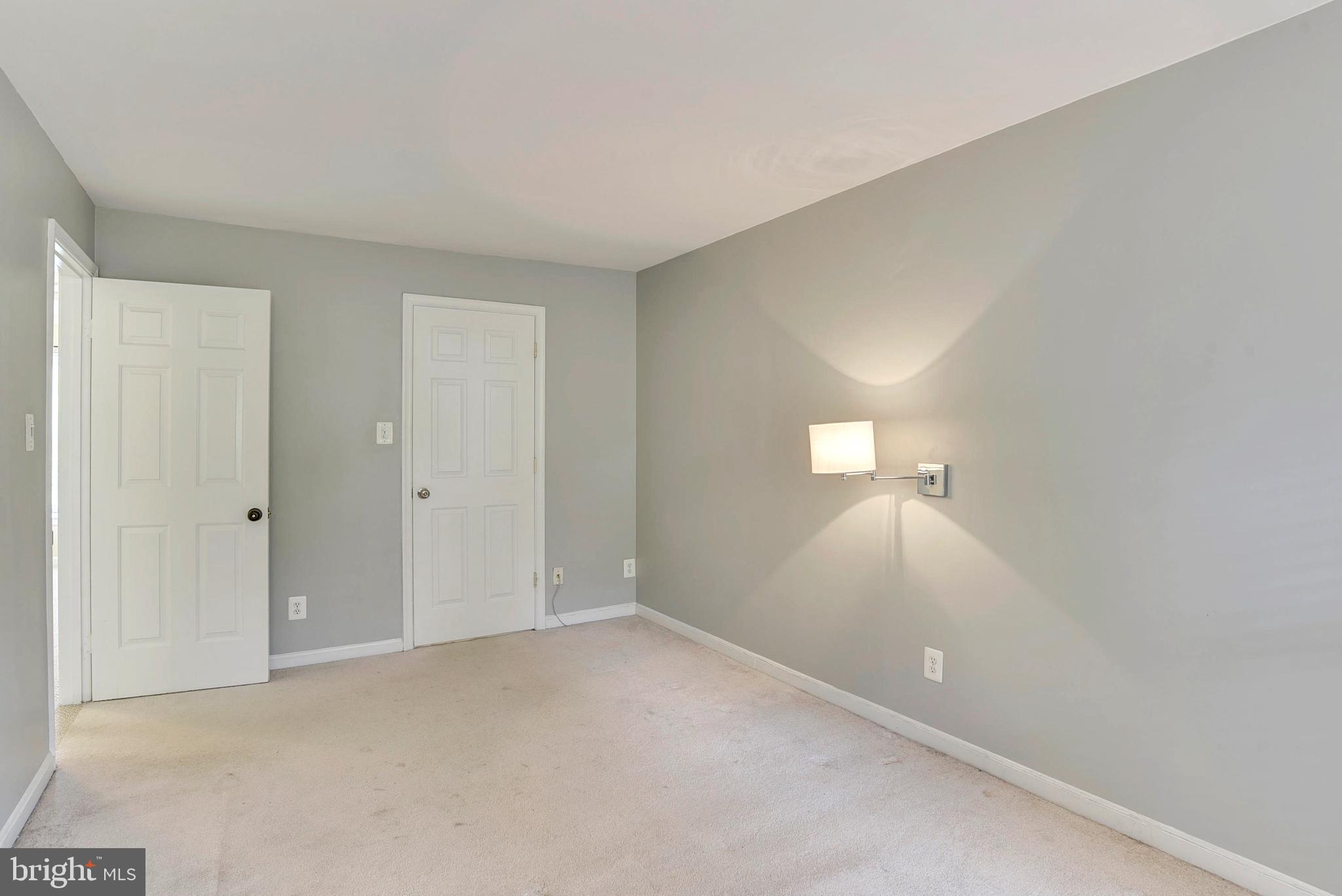 DUNDREE HILL - Residential Lease