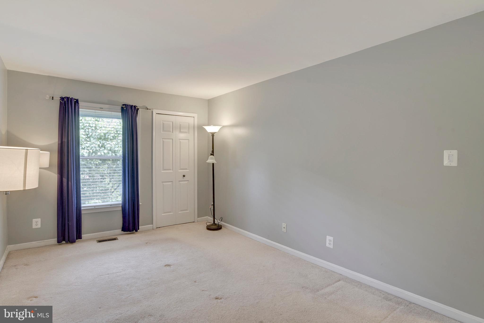 DUNDREE HILL - Residential Lease