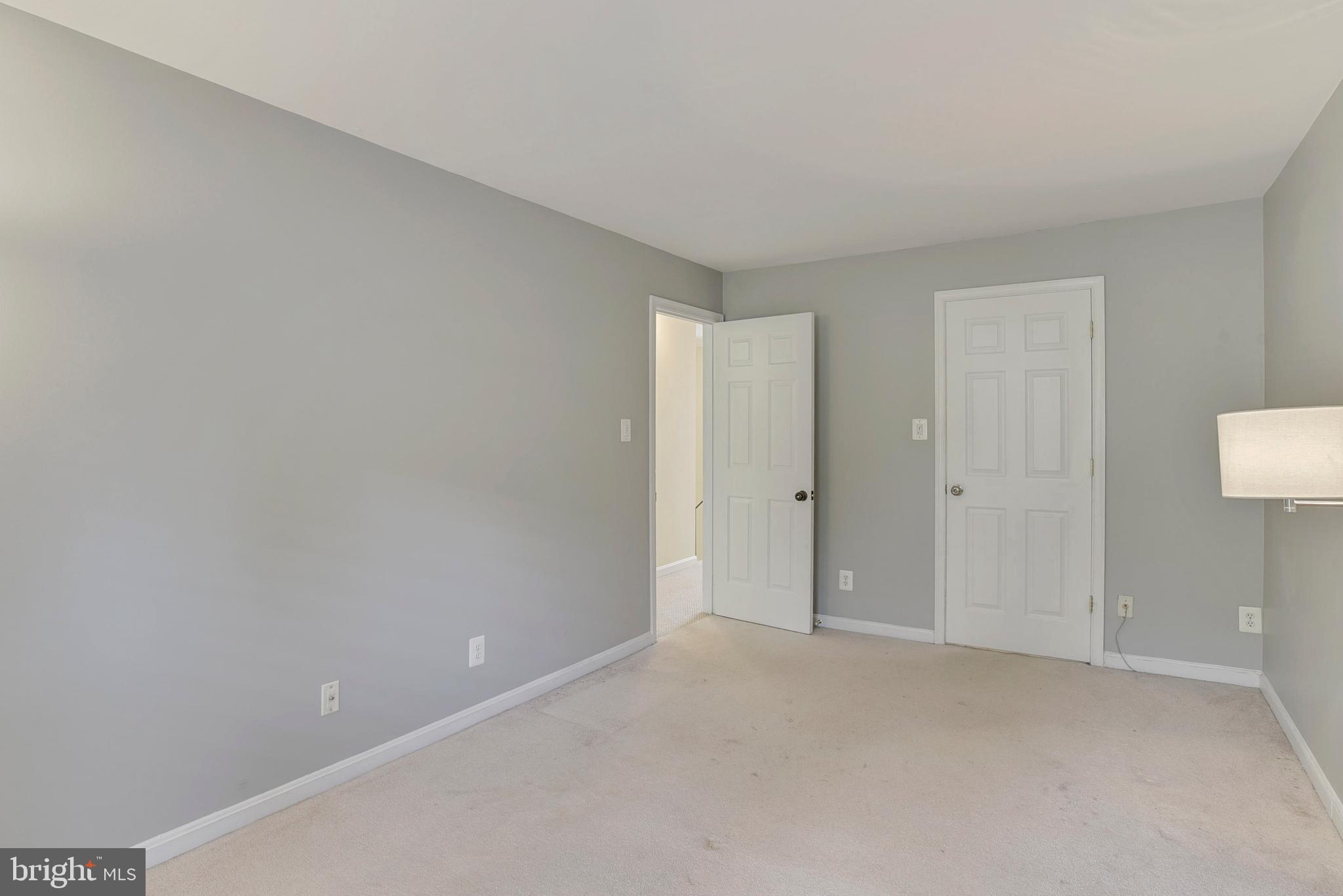 DUNDREE HILL - Residential Lease