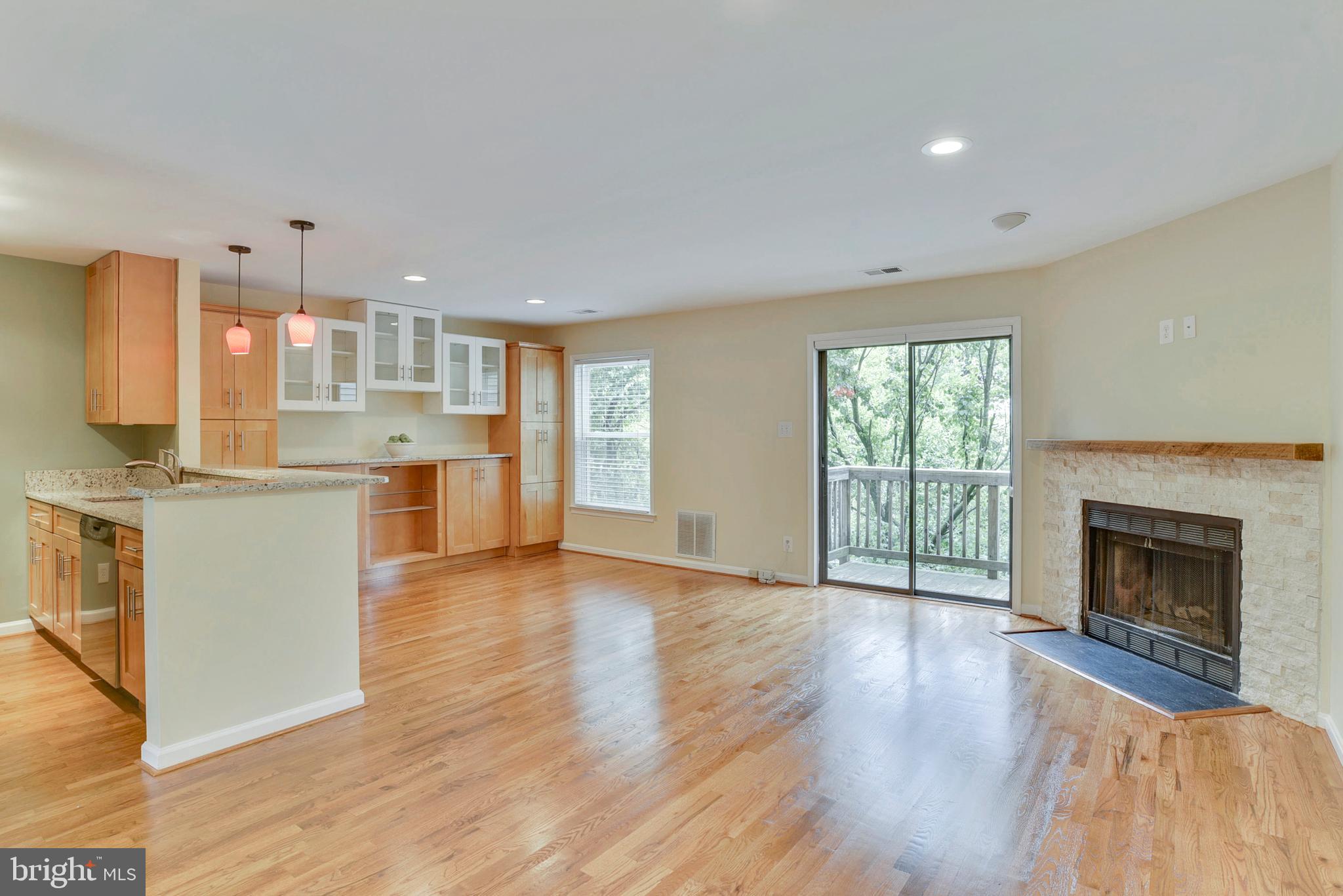 DUNDREE HILL - Residential Lease