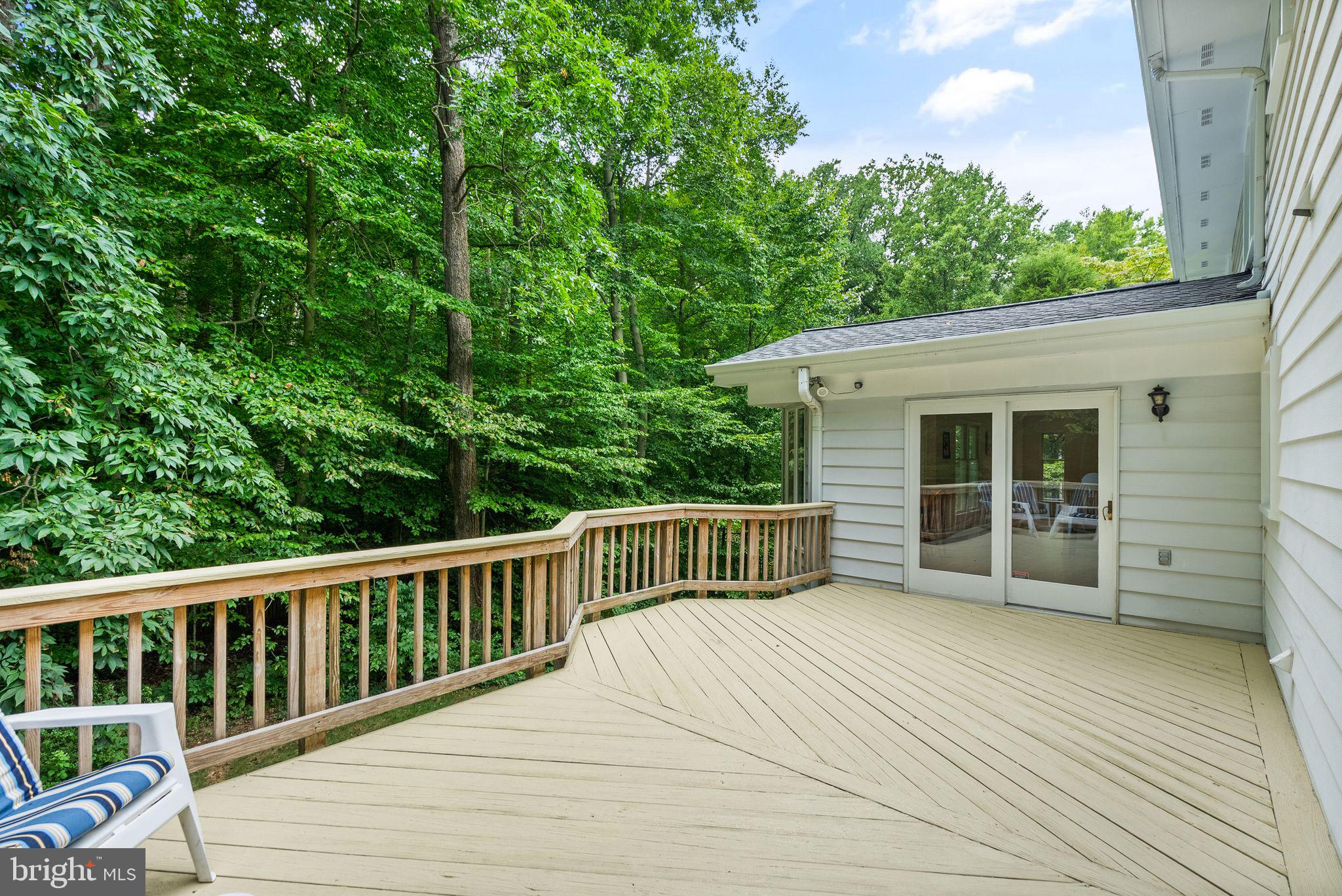 LANGLEY OAKS - Residential