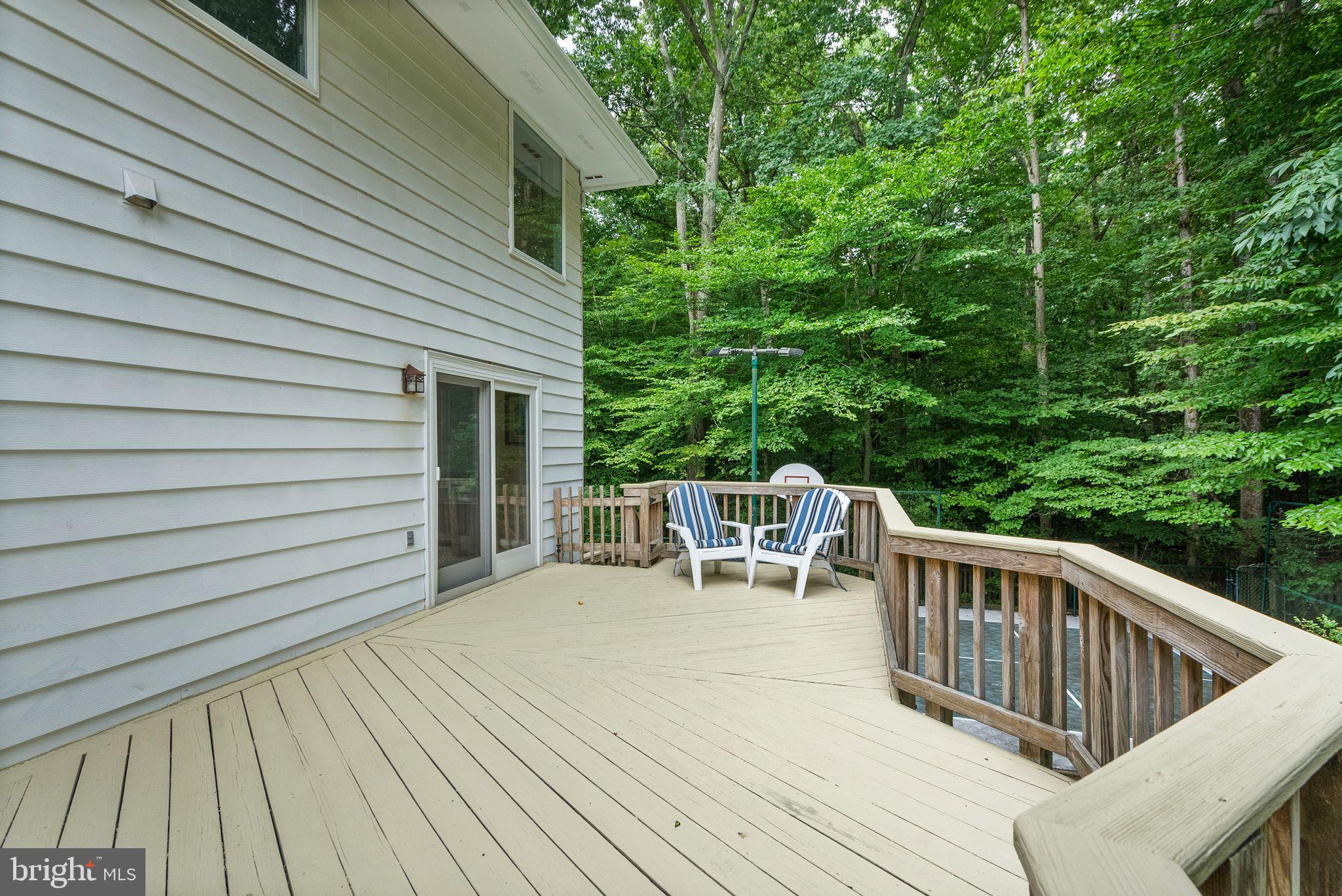 LANGLEY OAKS - Residential