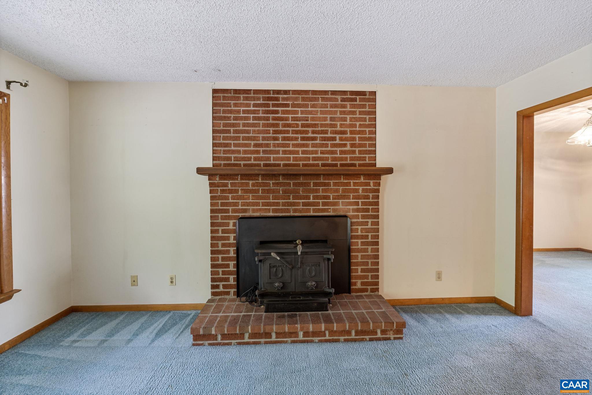 LAKE MONTICELLO - Residential