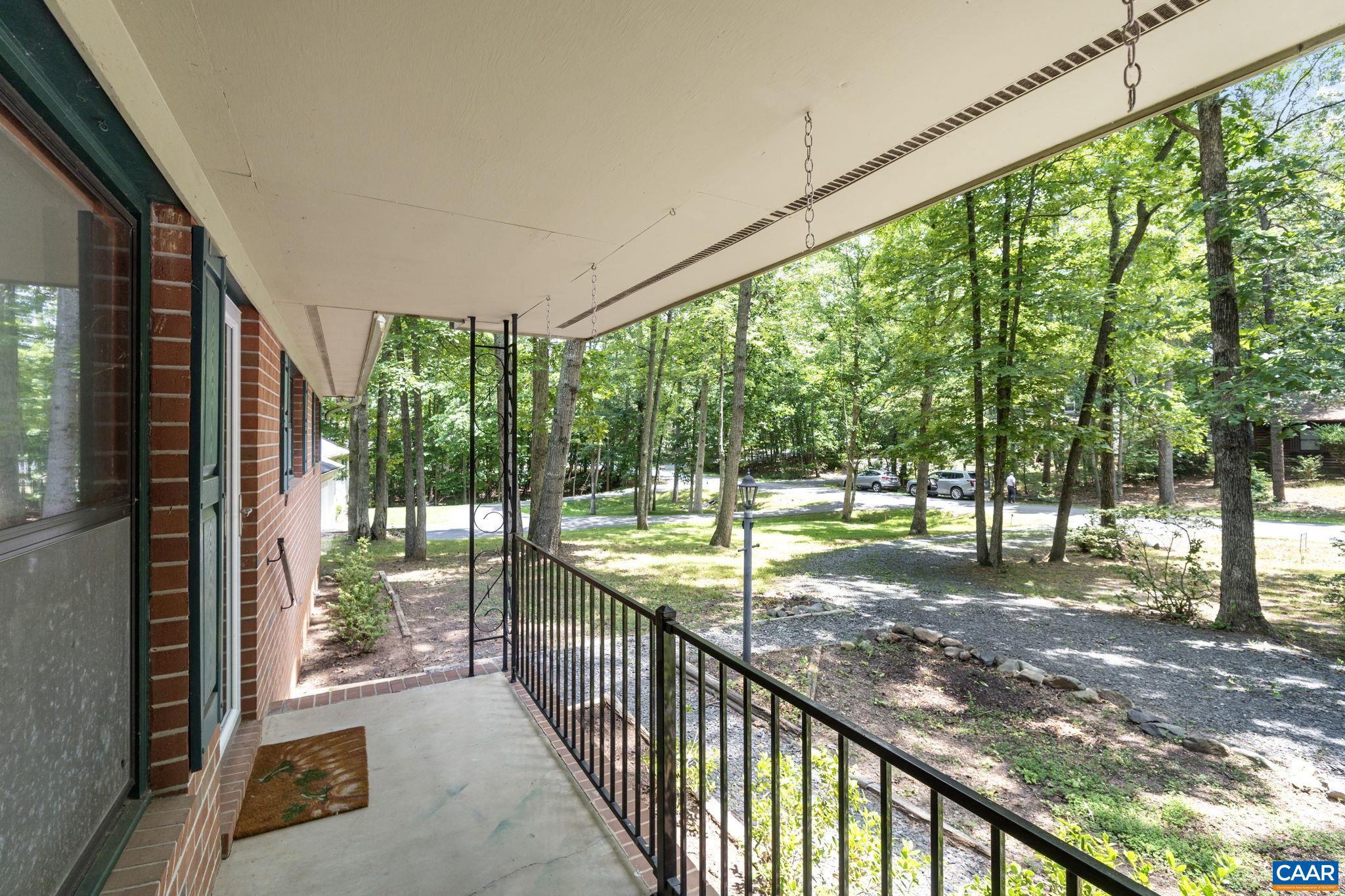 LAKE MONTICELLO - Residential