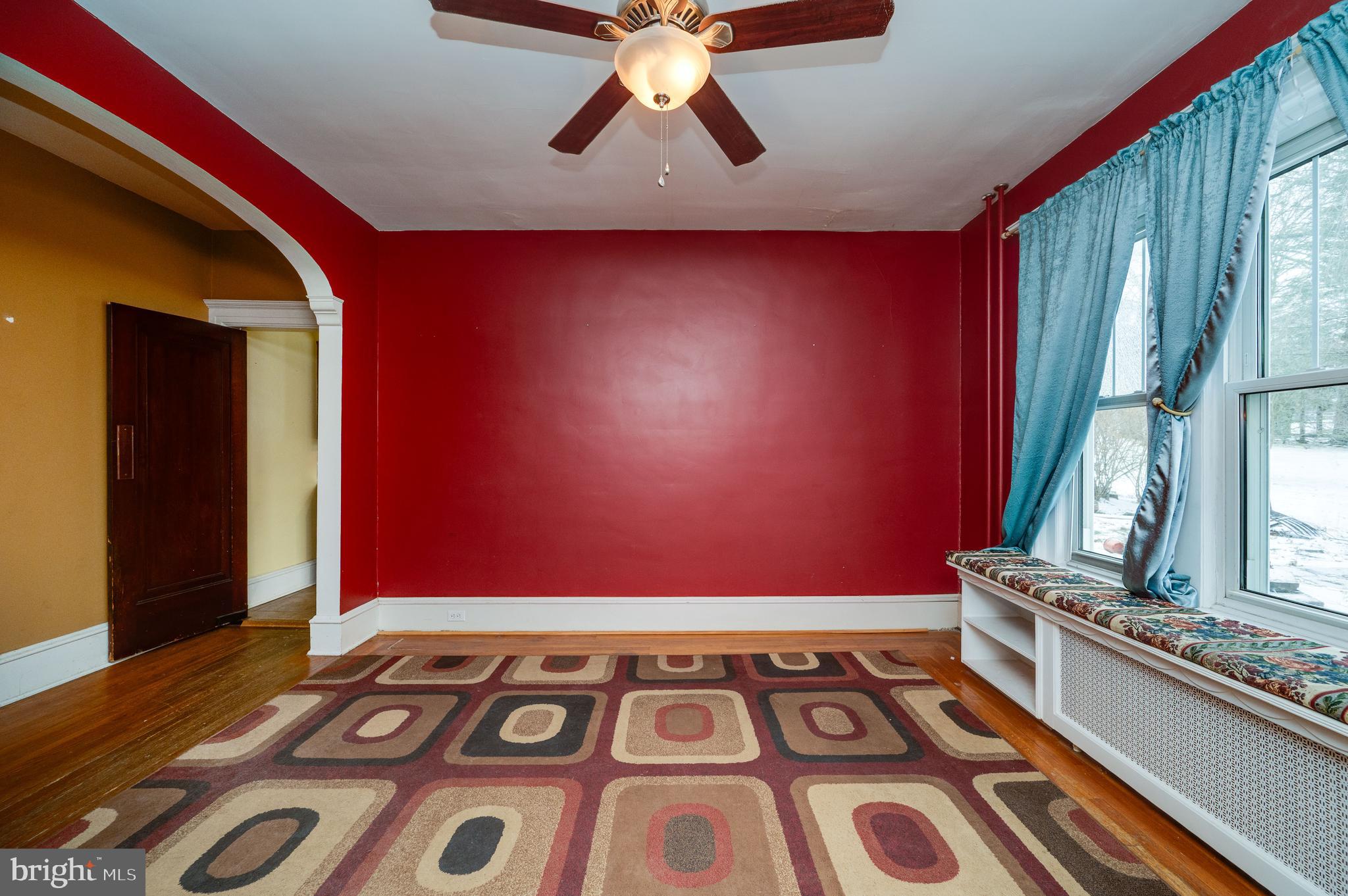 POTTSVILLE - Residential