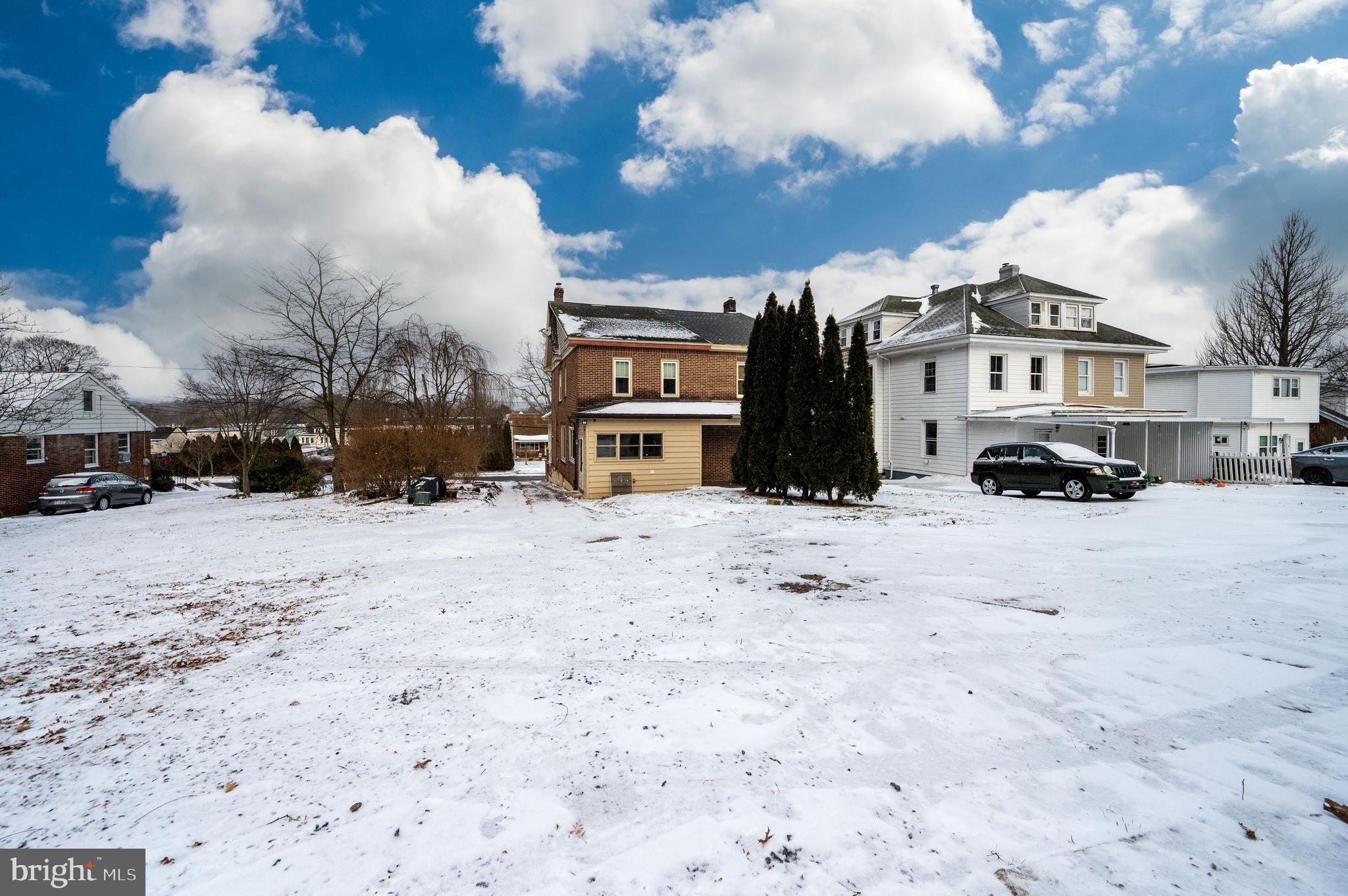 POTTSVILLE - Residential