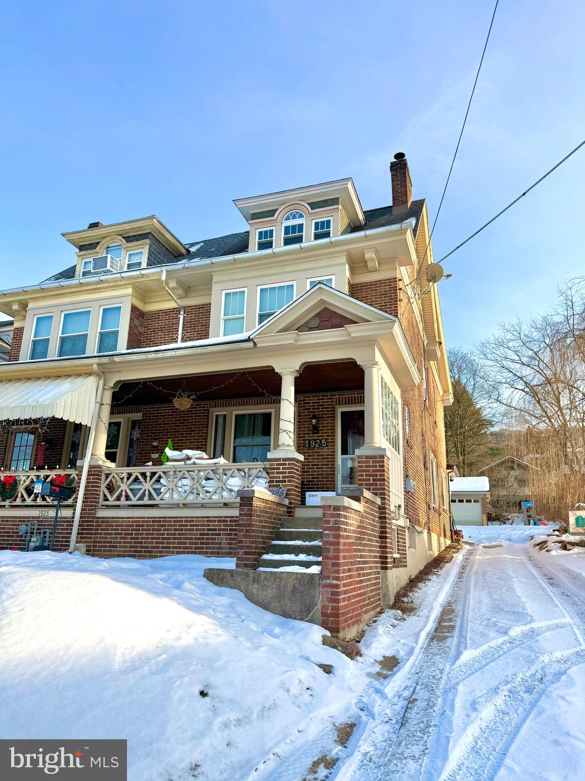 POTTSVILLE - Residential