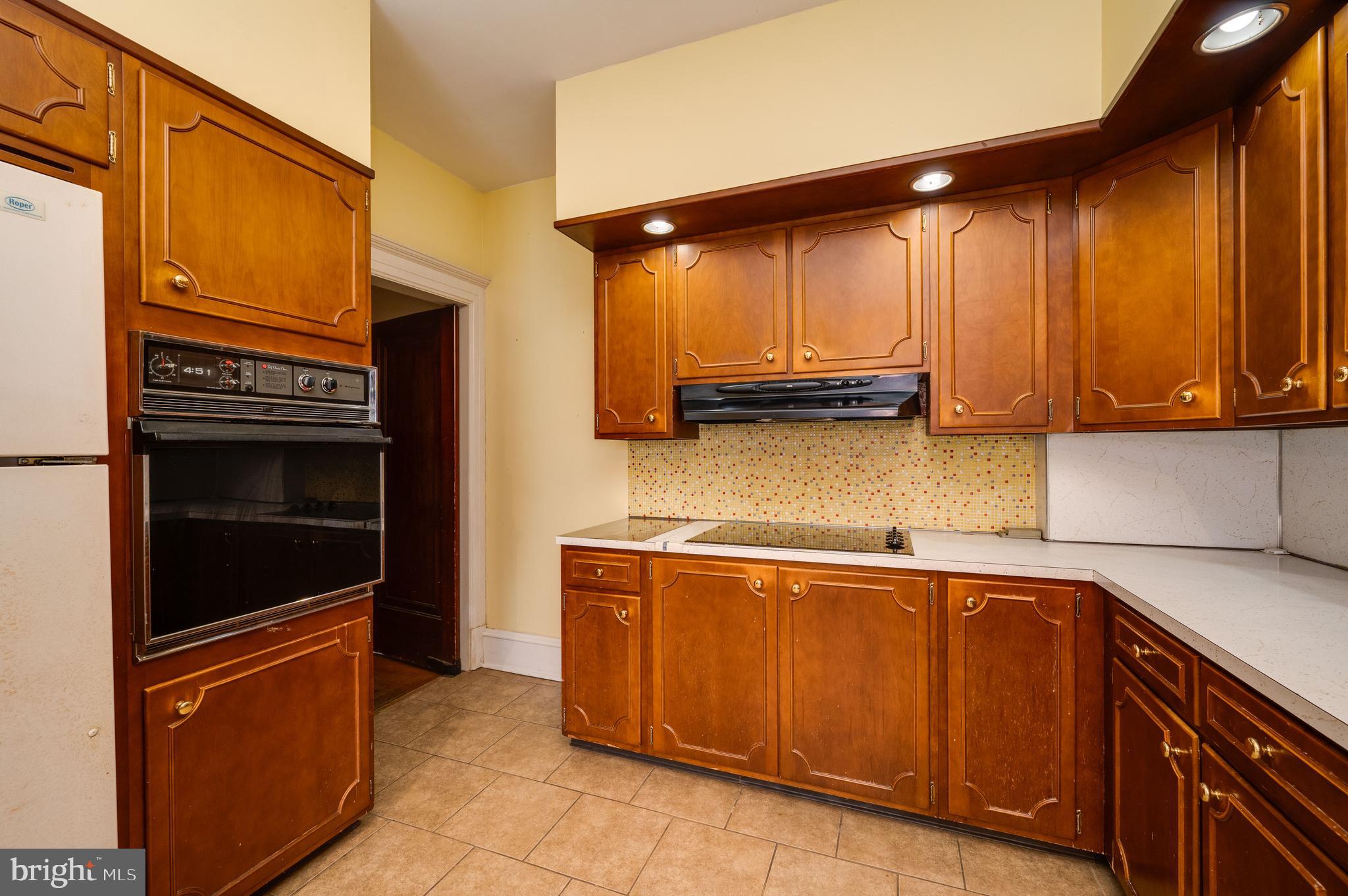 POTTSVILLE - Residential