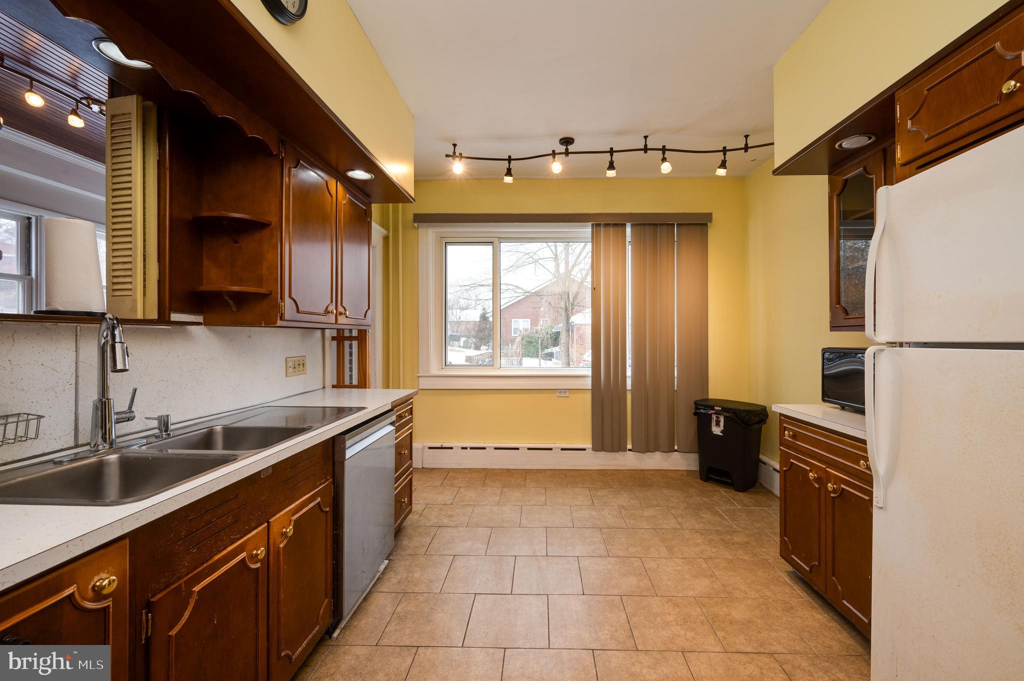 POTTSVILLE - Residential