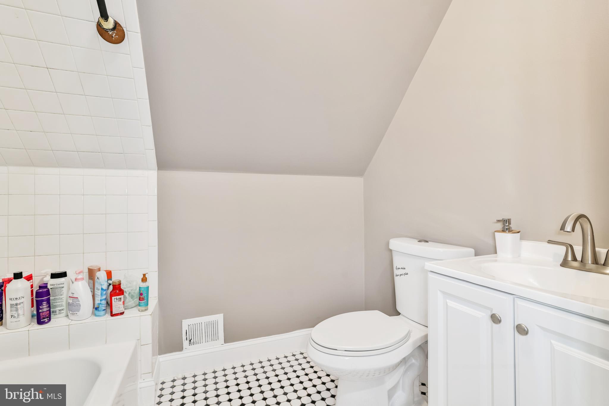 CHAPEL FORGE AT BELAIR - Residential