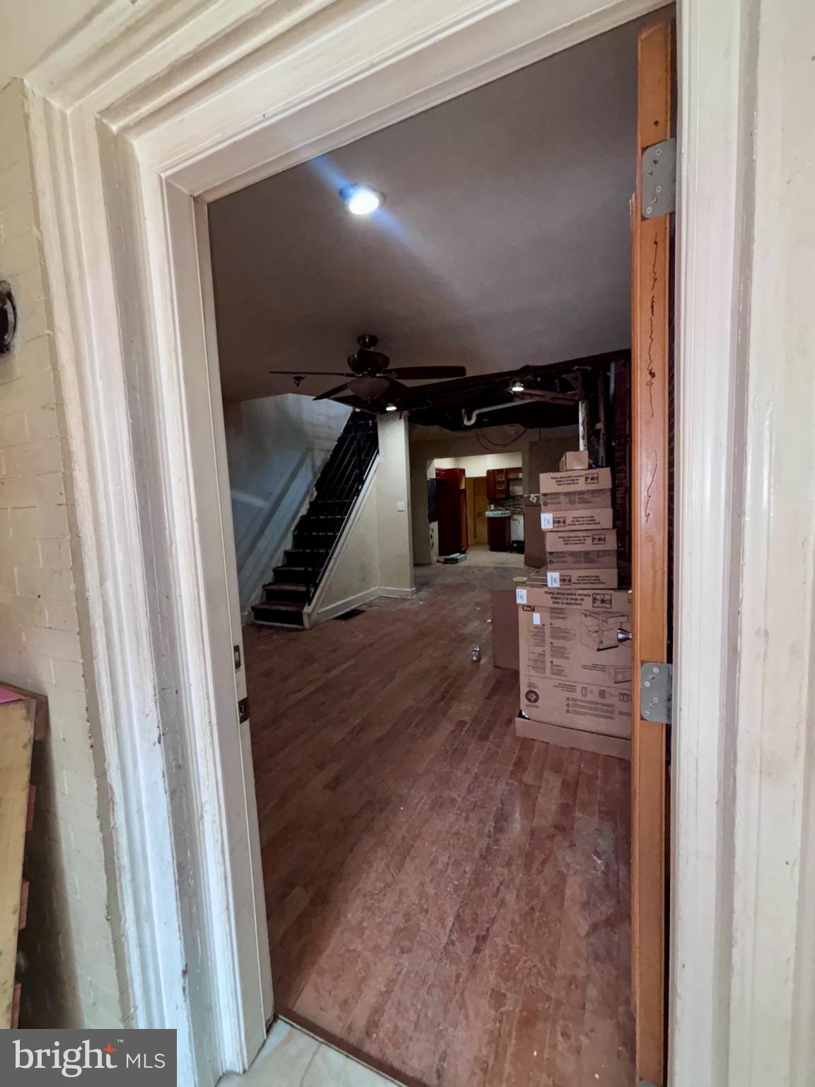 3842 N FRANKLIN STREET