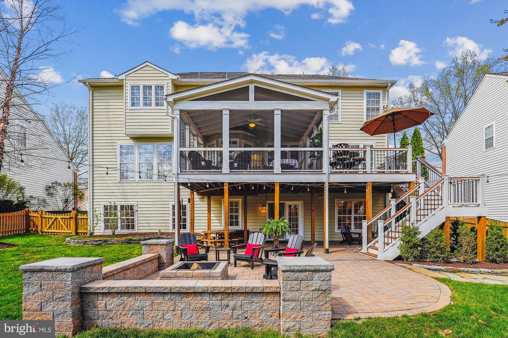 BROADLANDS - Residential