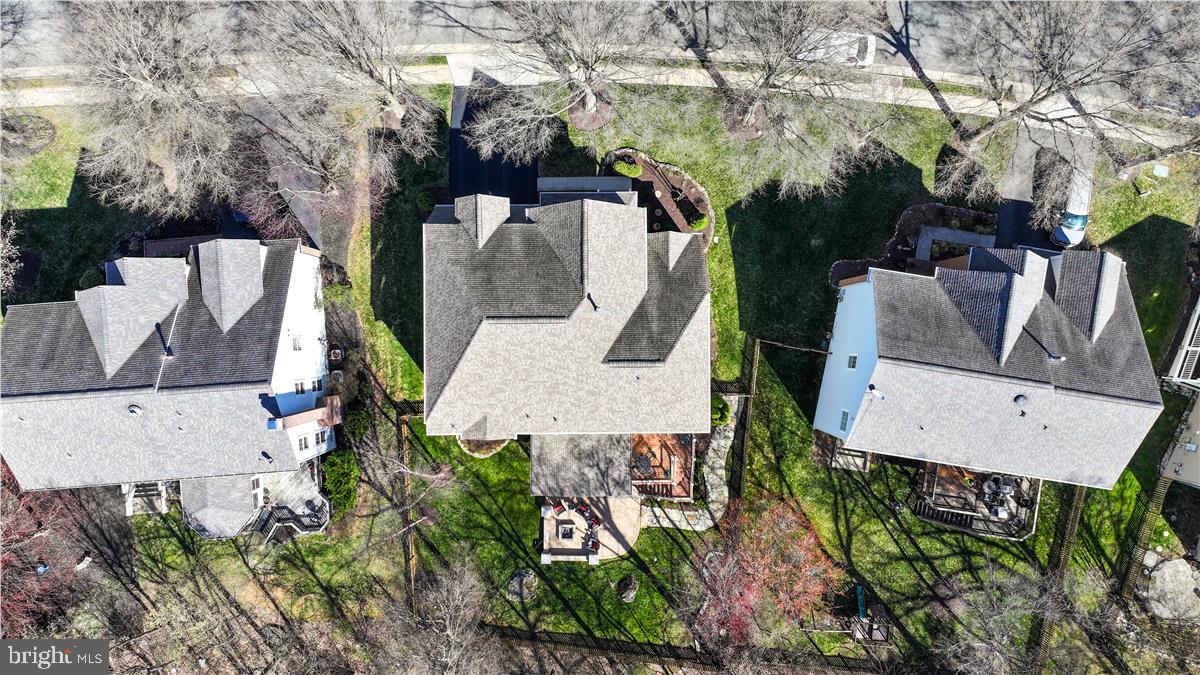 BROADLANDS - Residential