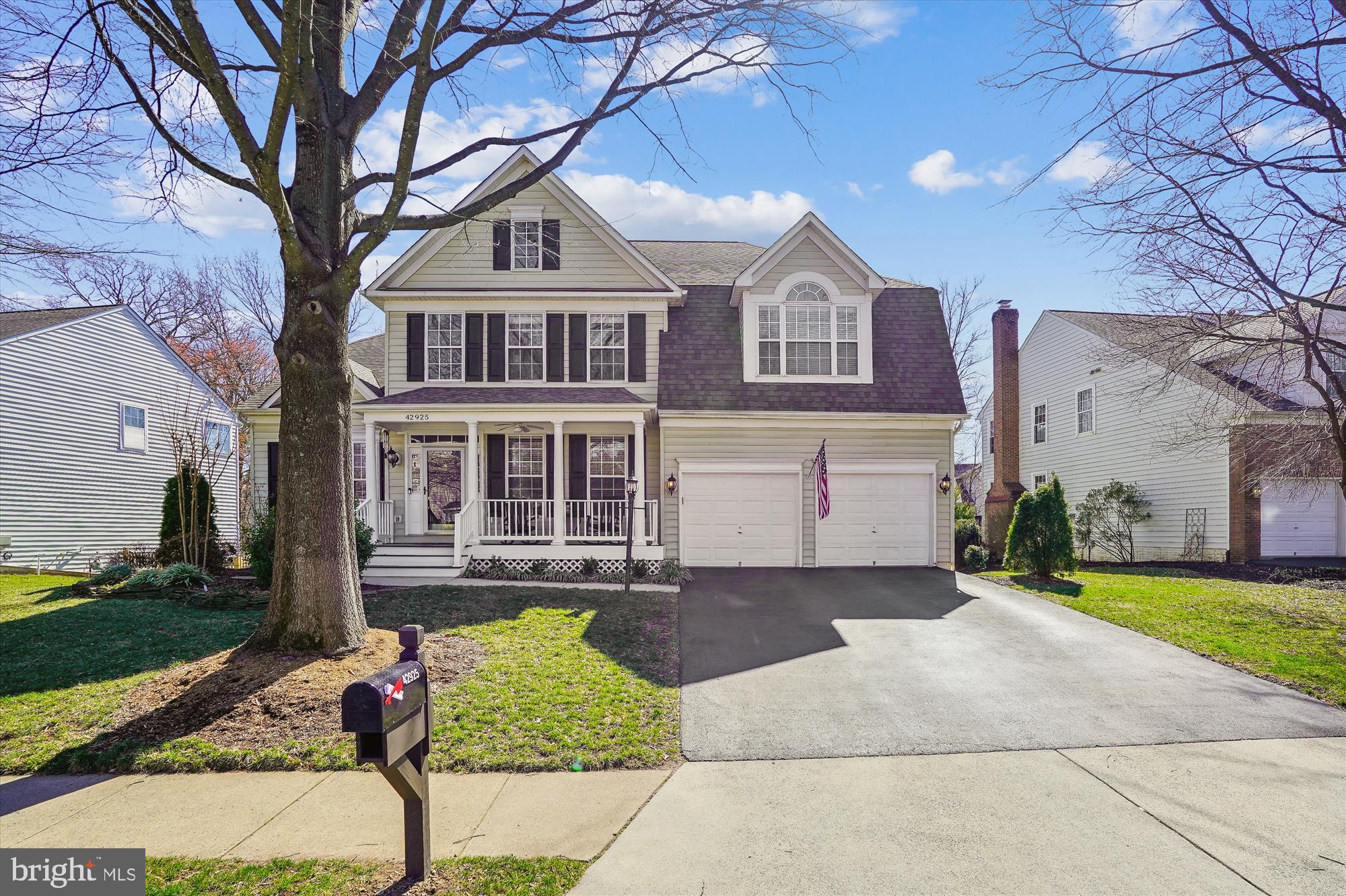 BROADLANDS - Residential