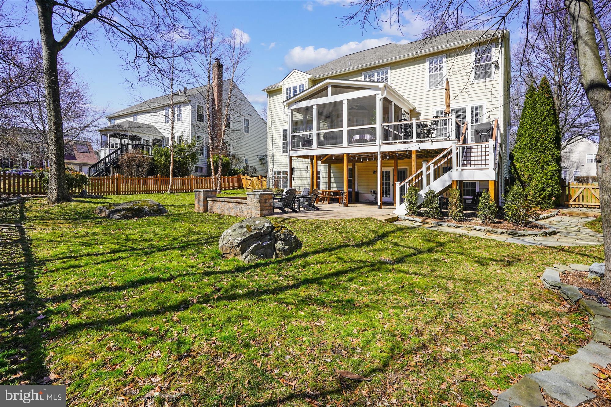 BROADLANDS - Residential