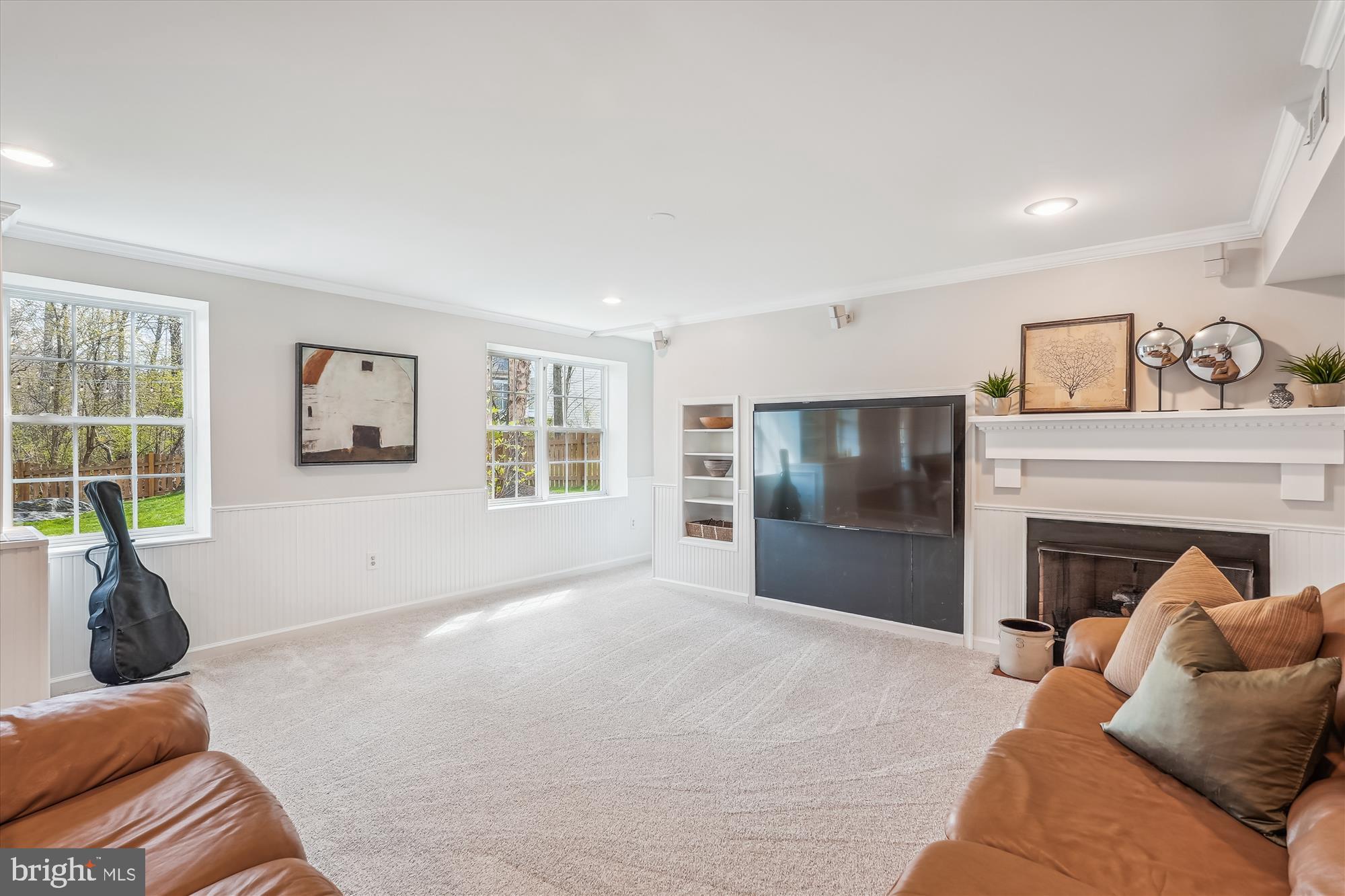 BROADLANDS - Residential