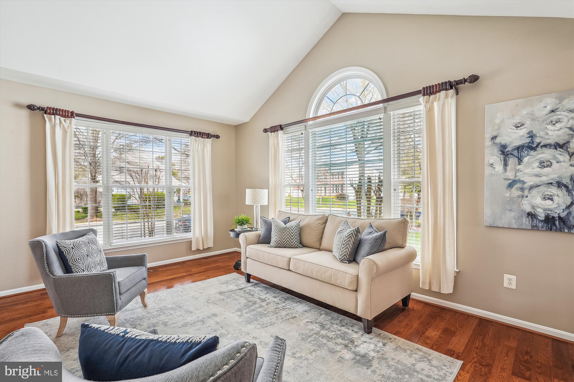 BROADLANDS - Residential